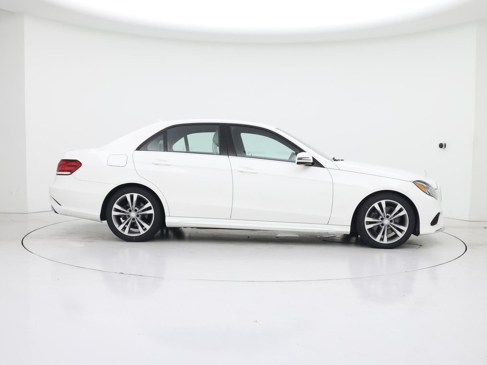 2016 Mercedes-Benz E-Class E350 Sport - Photo 8