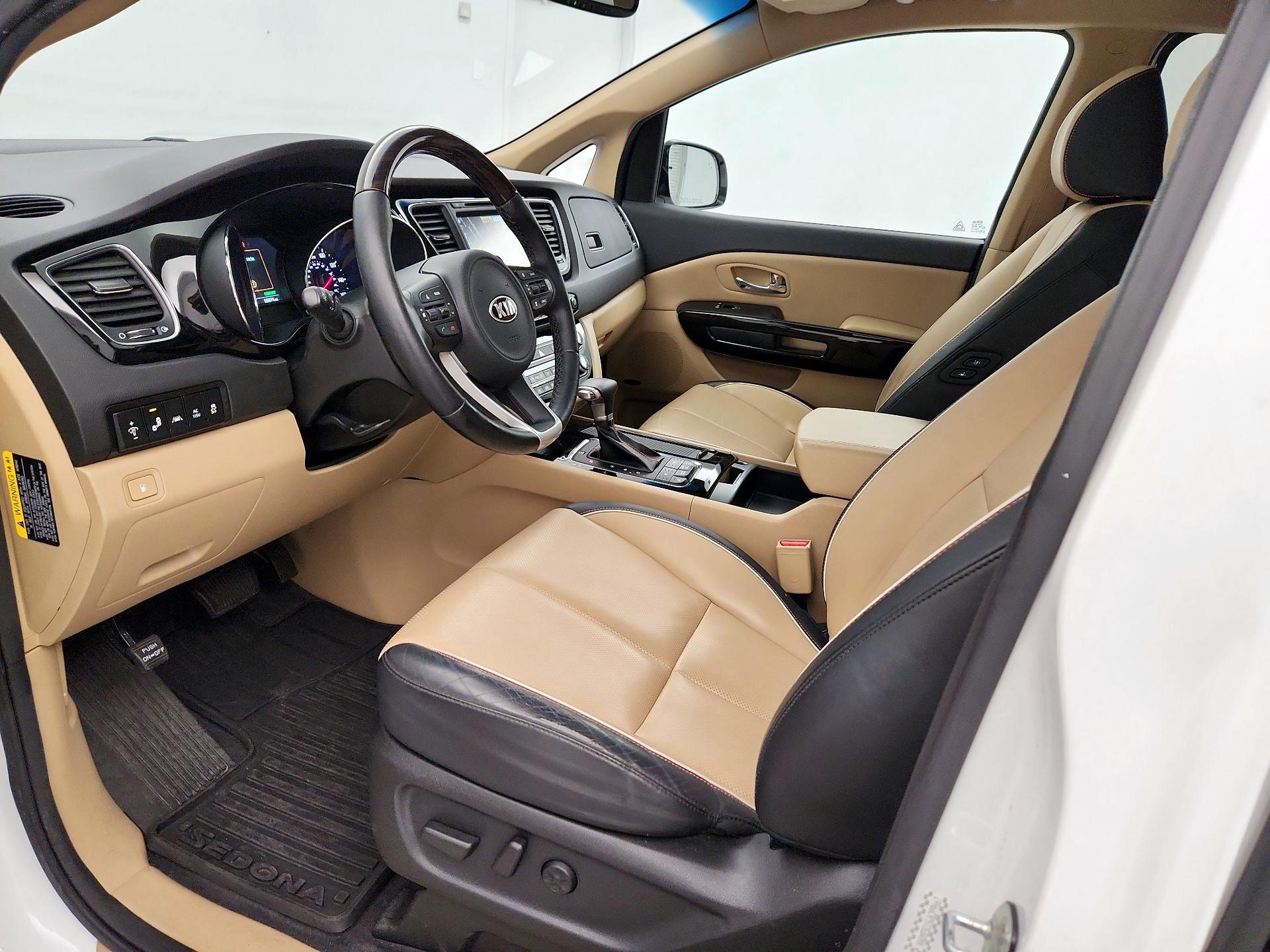 Thumbnail: 2018 Kia Sedona - 11