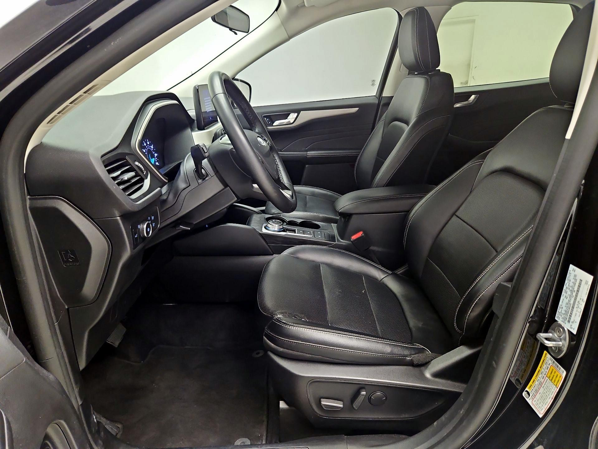 Thumbnail: 2022 Ford Escape - 11