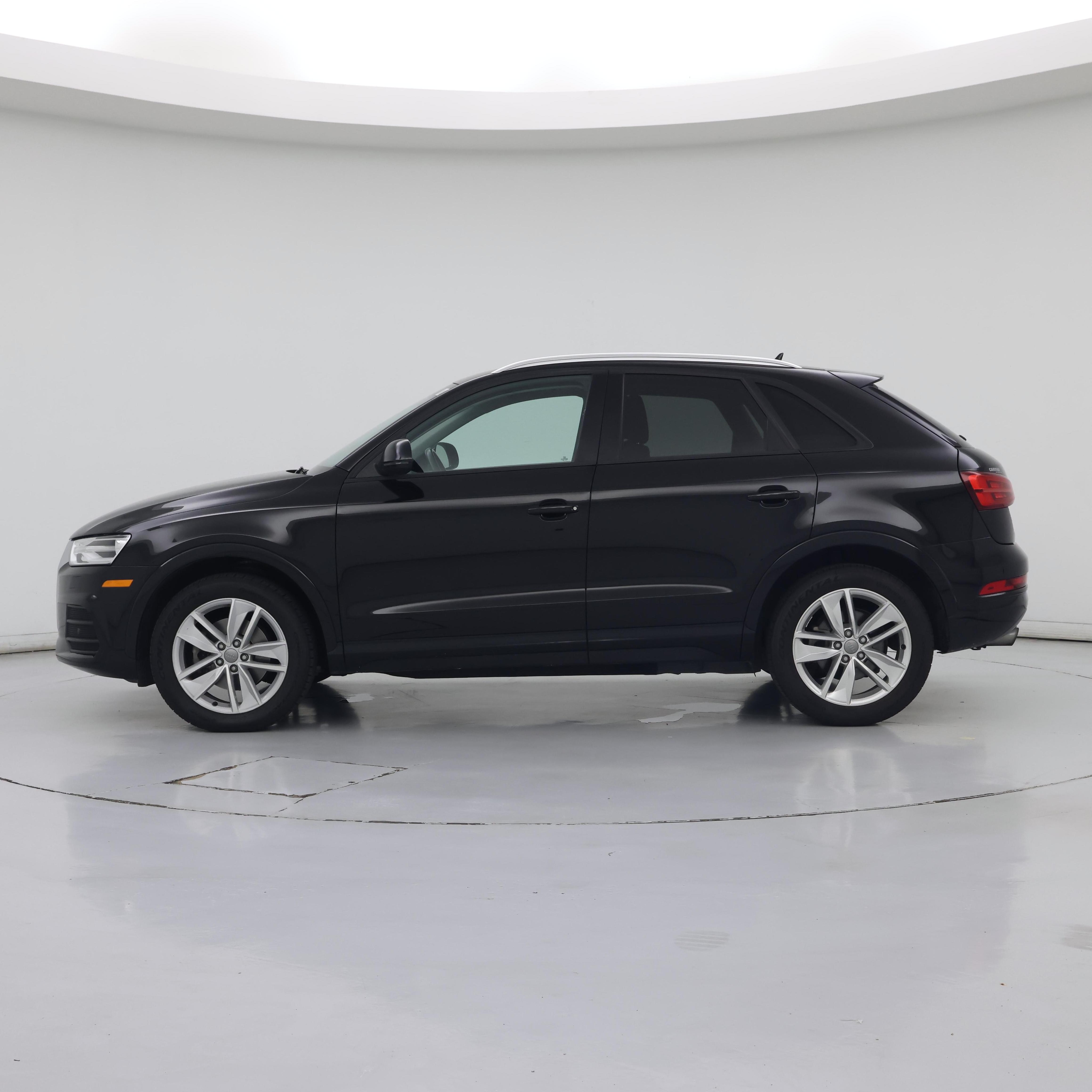 Thumbnail: 2017 Audi Q3 - 3