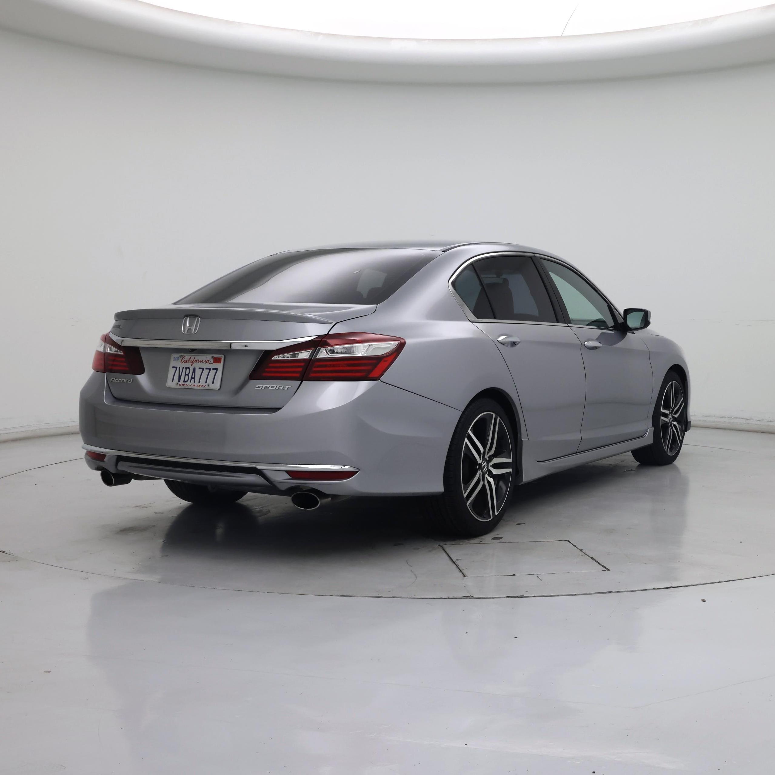 Thumbnail: 2017 Honda Accord - 8