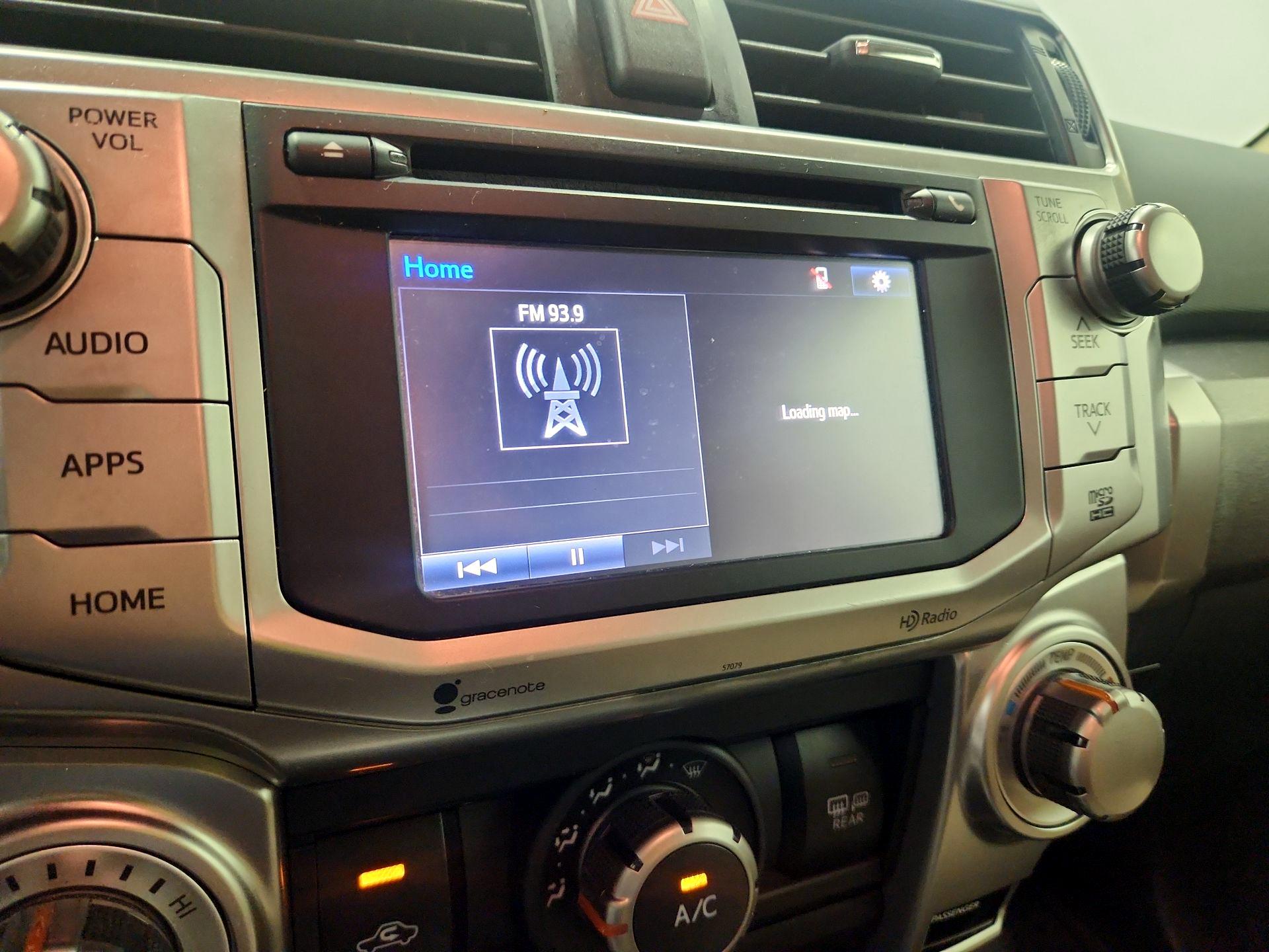 Thumbnail: 2015 Toyota 4Runner - 15