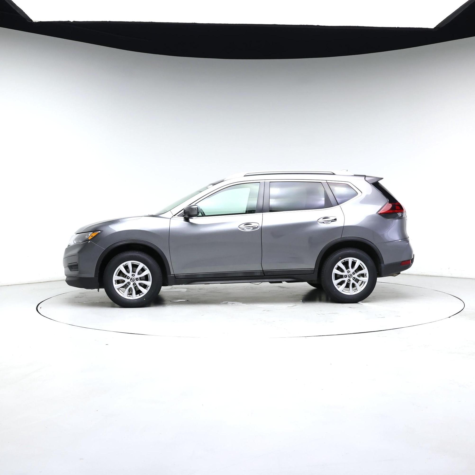 Thumbnail: 2018 Nissan Rogue - 3