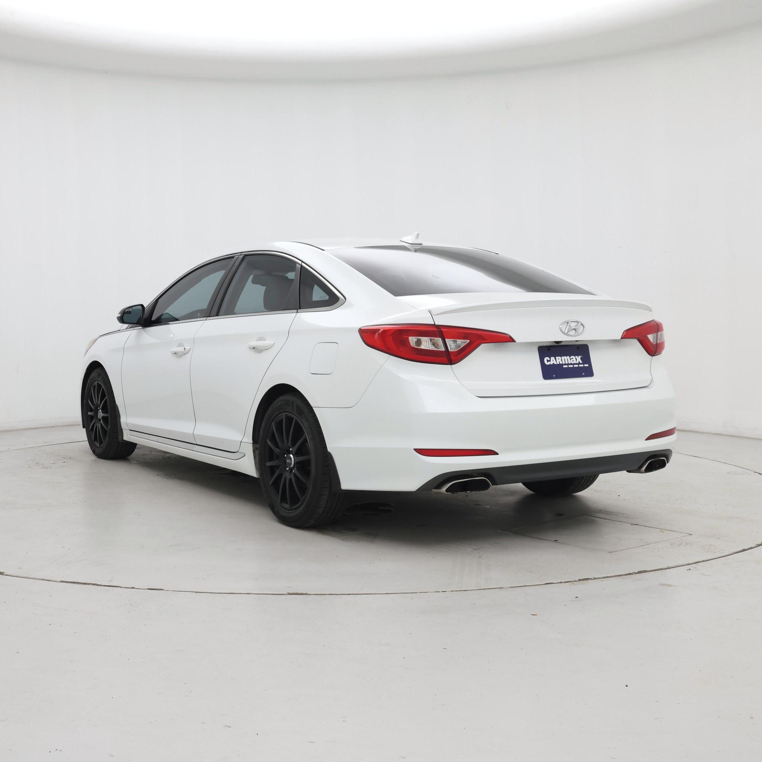 Thumbnail: 2016 Hyundai Sonata - 2
