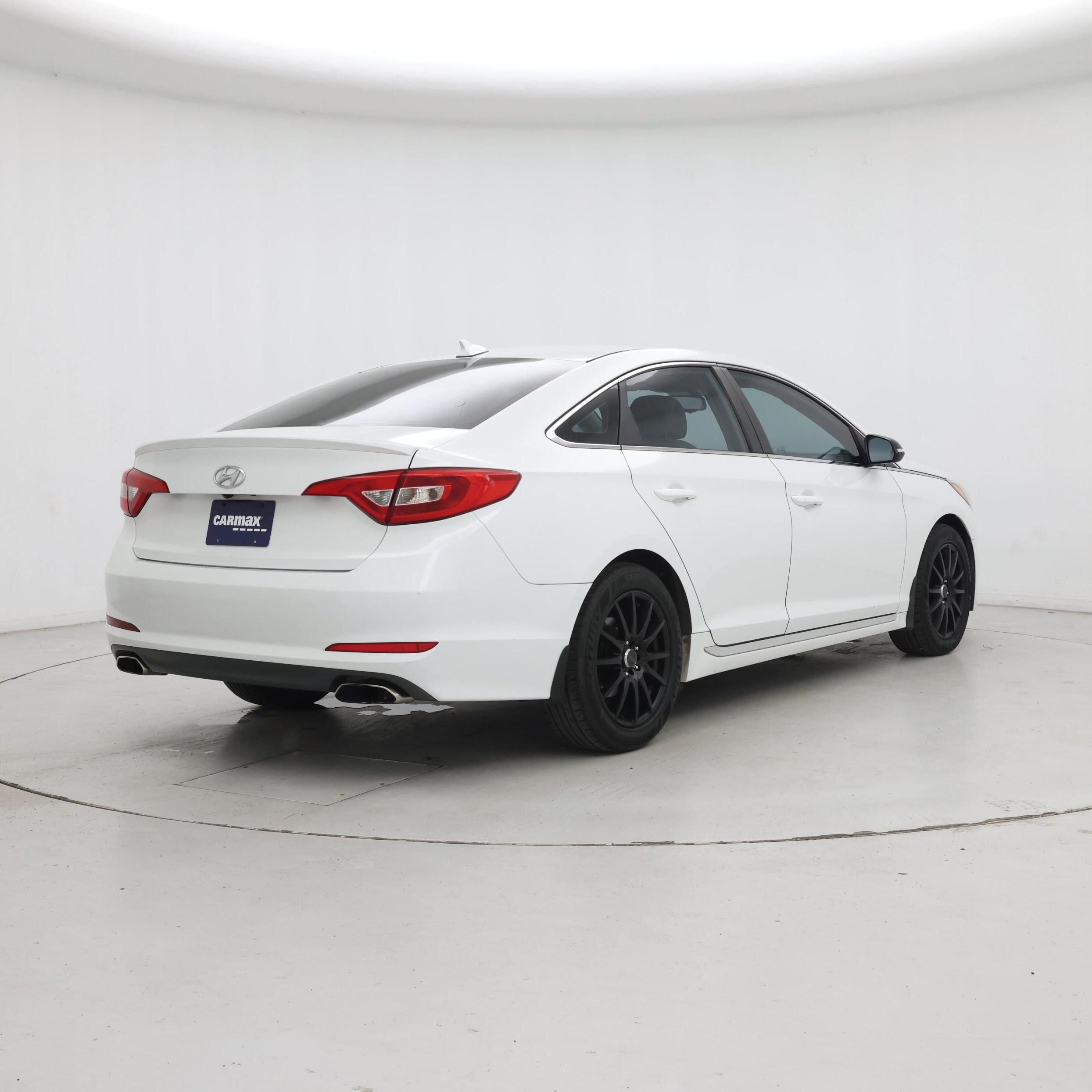 Thumbnail: 2016 Hyundai Sonata - 8