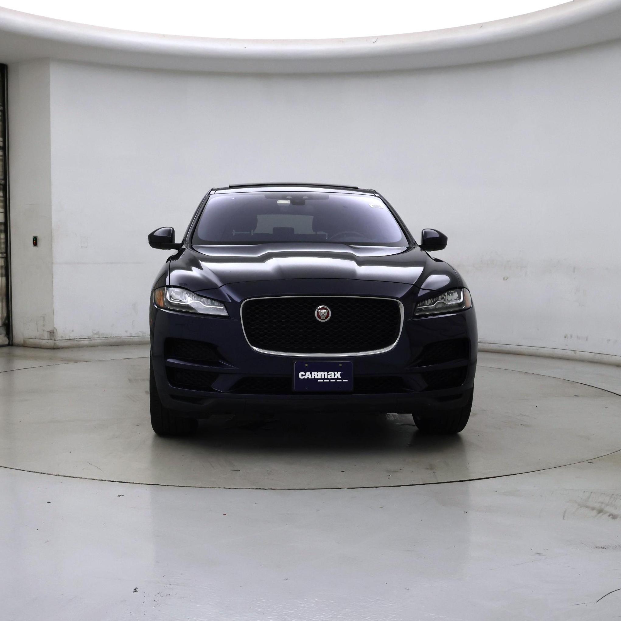 Thumbnail: 2017 Jaguar F-Pace - 5