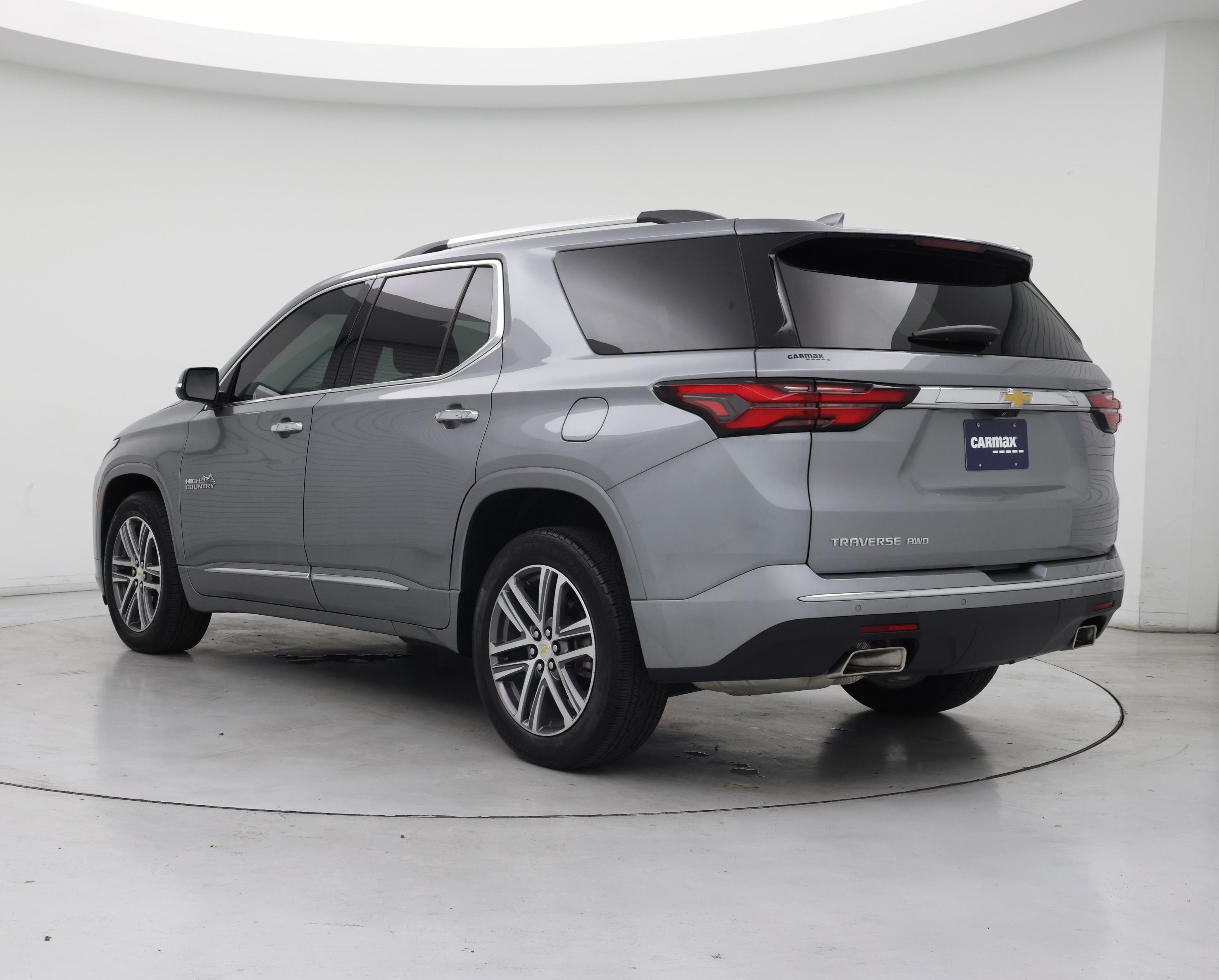 Thumbnail: 2023 Chevrolet Traverse - 2