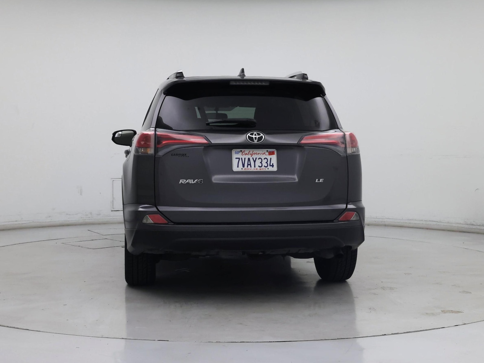 2016 Toyota RAV4 LE - Photo 7