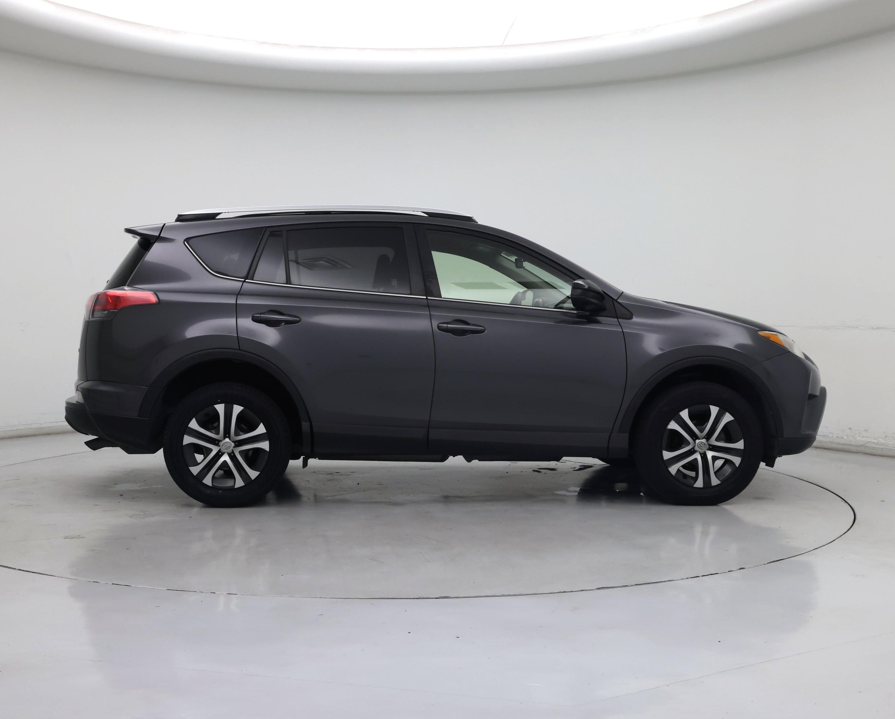 Thumbnail: 2016 Toyota RAV4 - 7