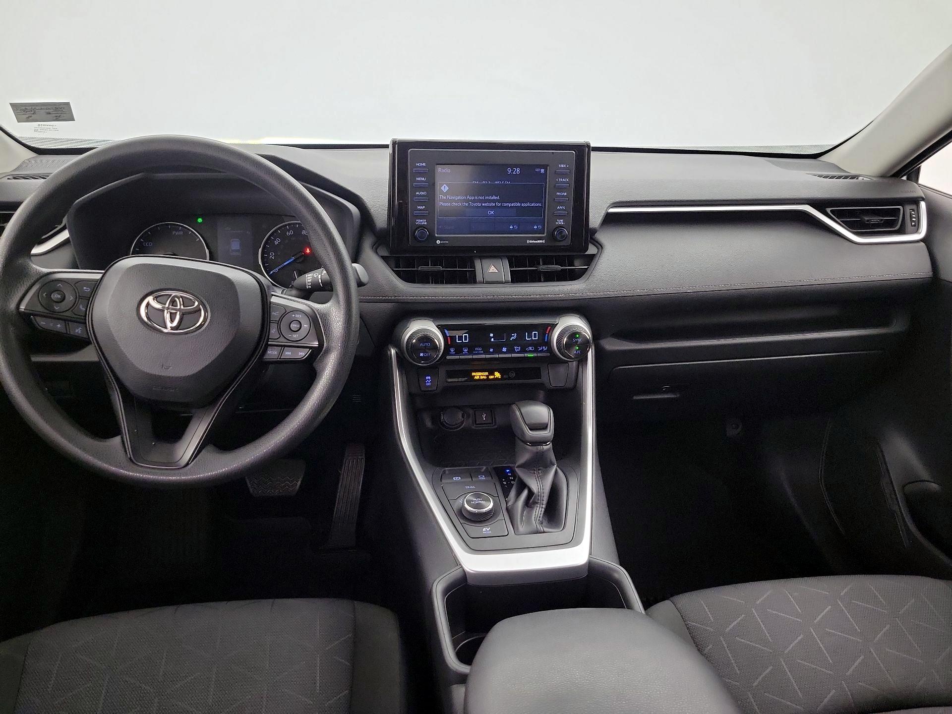 Thumbnail: 2022 Toyota RAV4 - 9