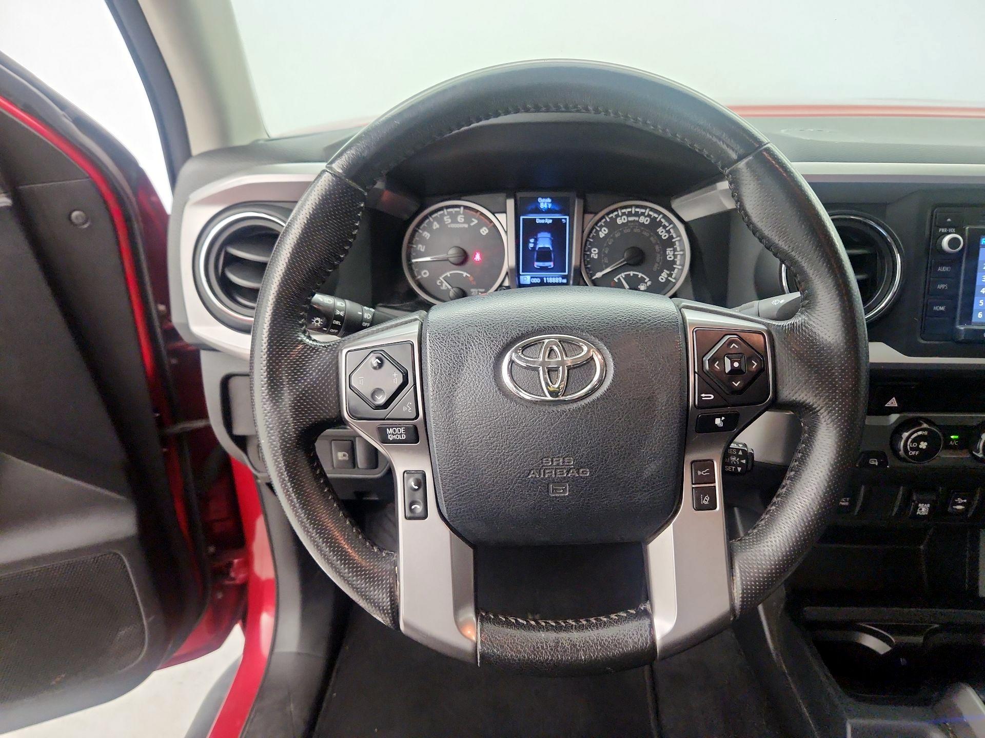Thumbnail: 2019 Toyota Tacoma - 10