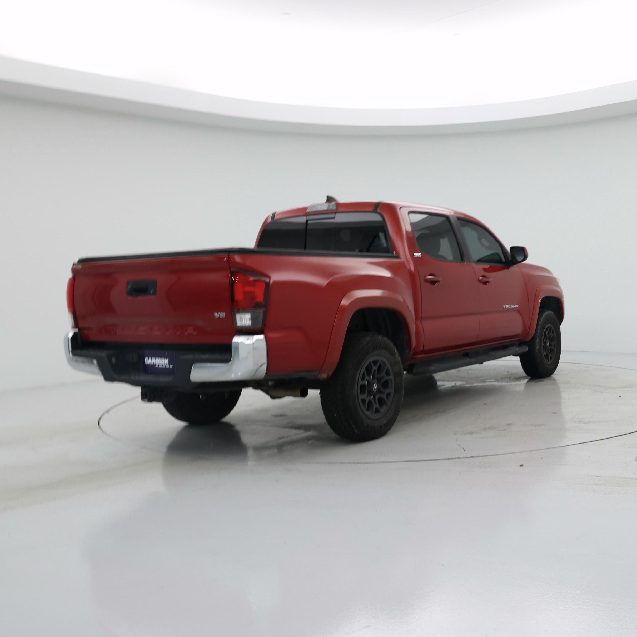 Thumbnail: 2019 Toyota Tacoma - 8
