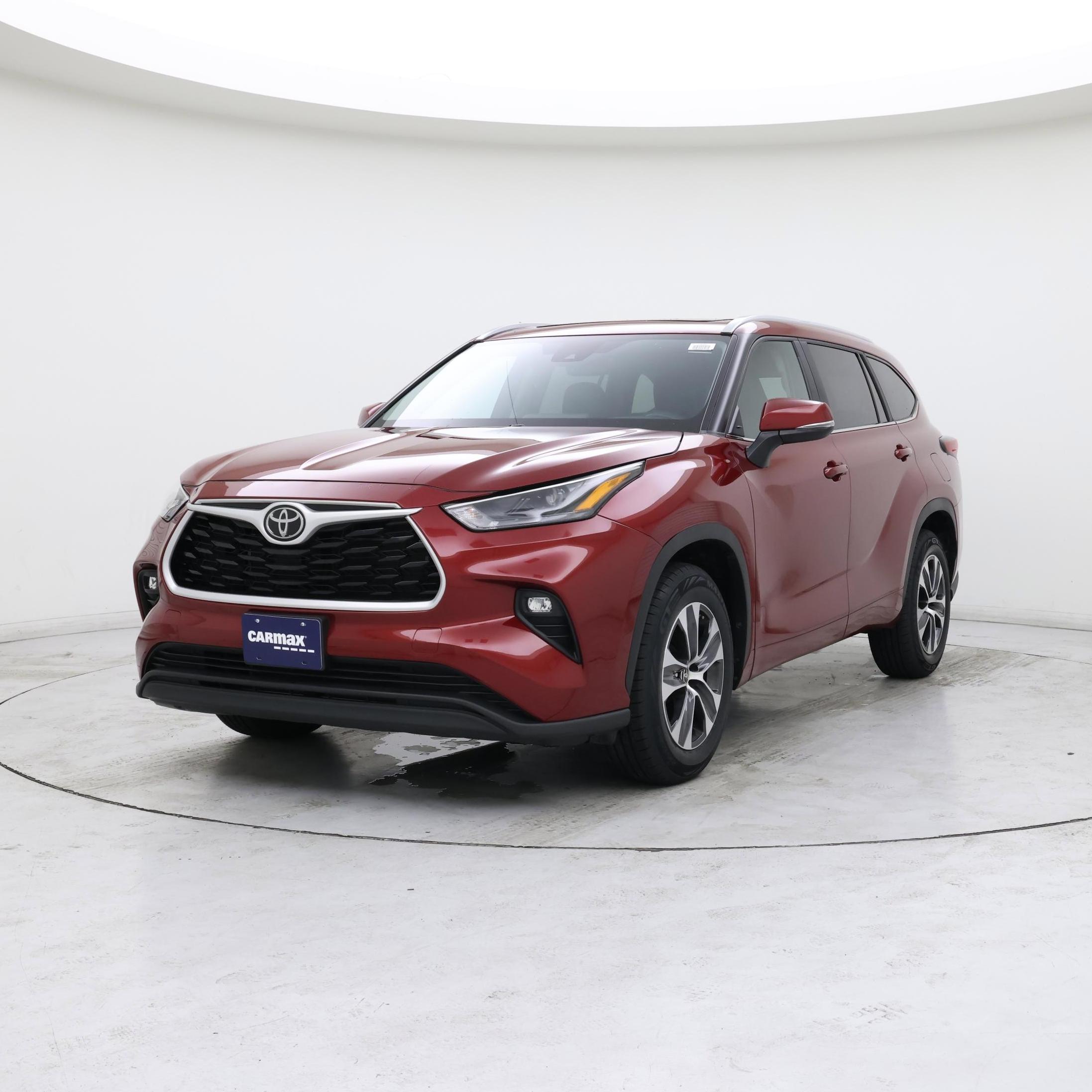 Thumbnail: 2023 Toyota Highlander - 4