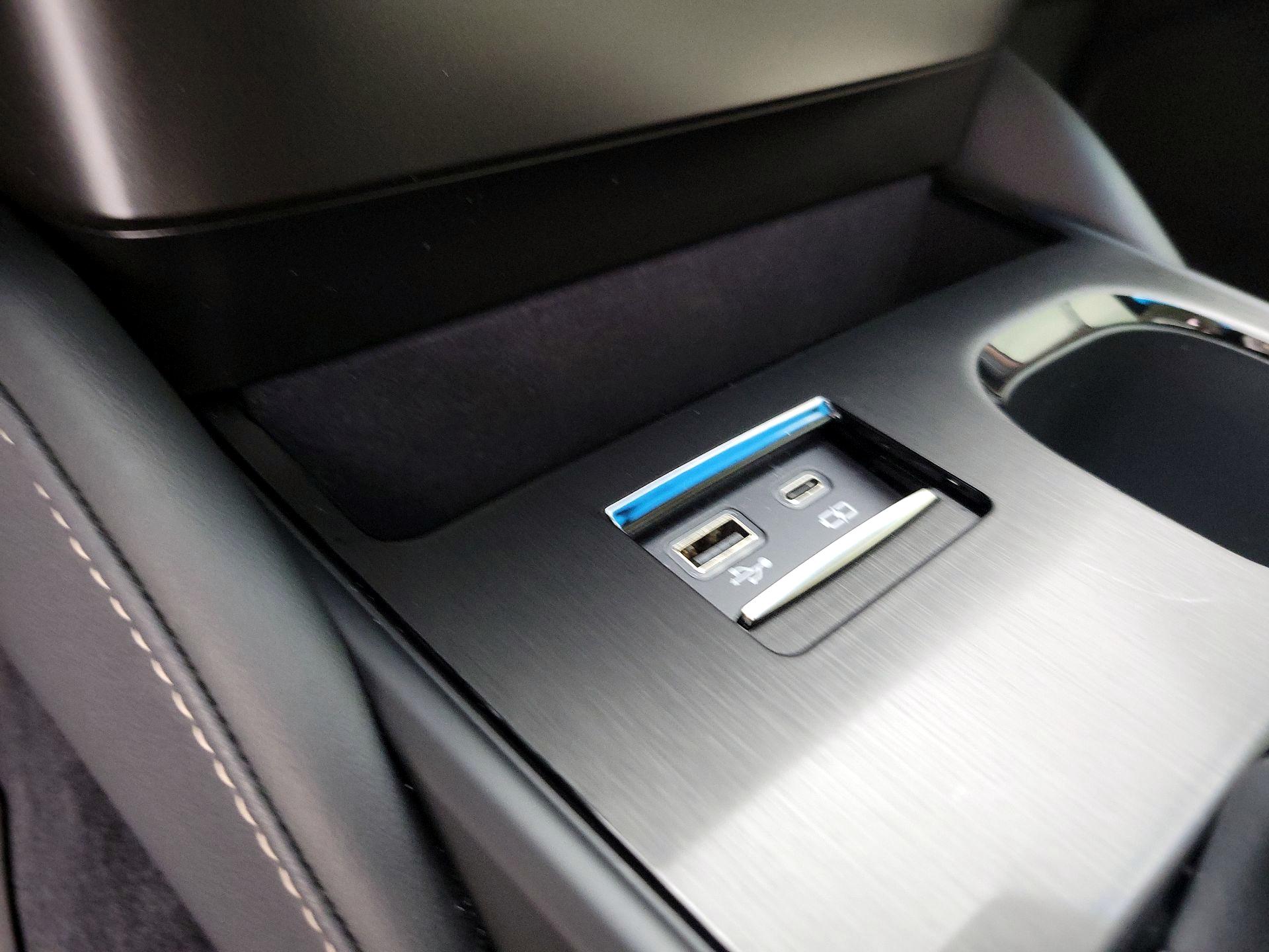 Thumbnail: 2025 Lexus ES - 18