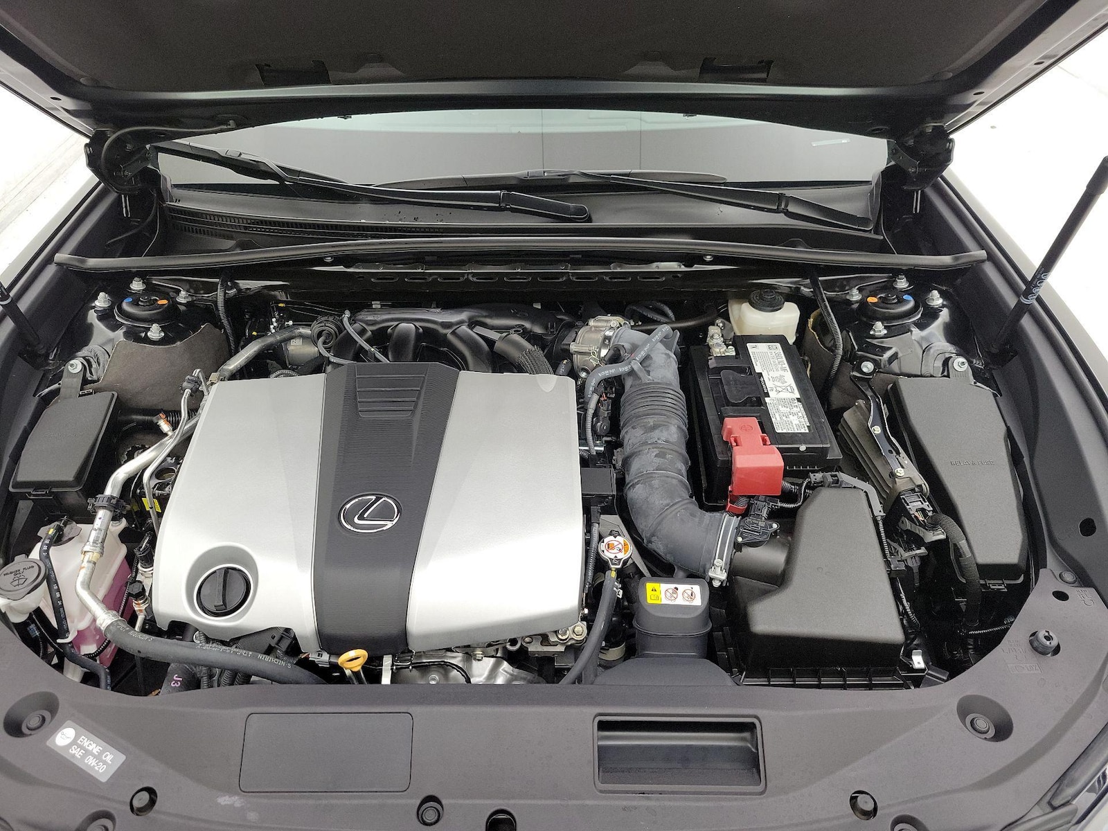 2025 Lexus ES 350 - Photo 23