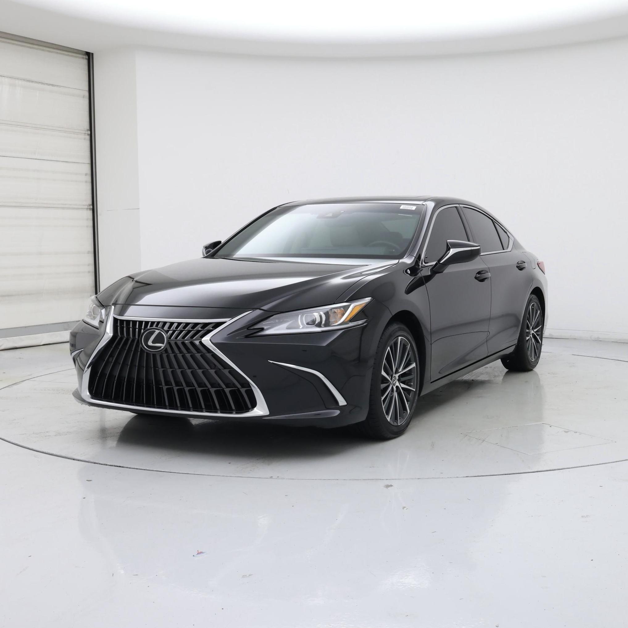 Thumbnail: 2025 Lexus ES - 4