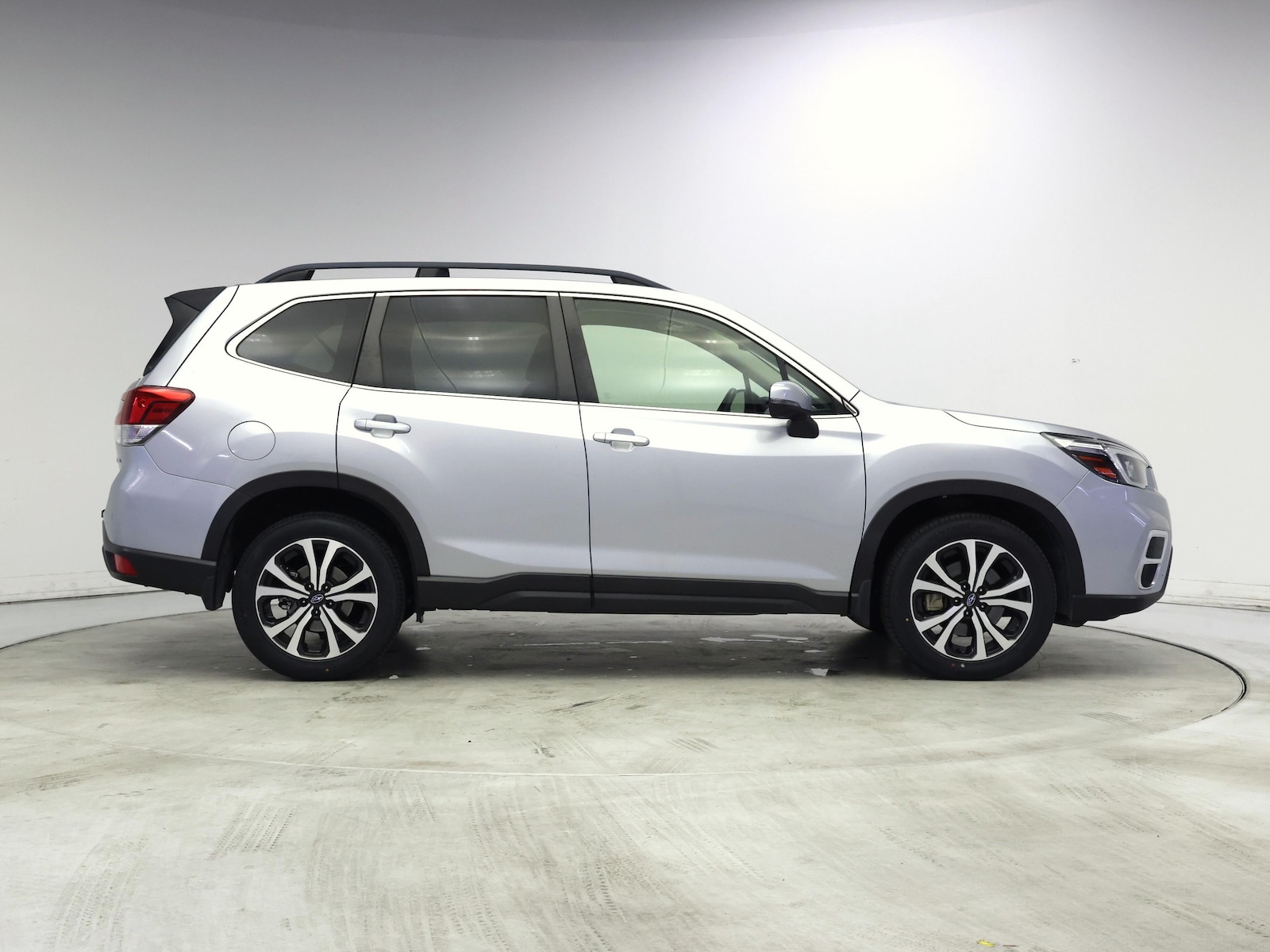 2019 Subaru Forester Limited - Photo 8