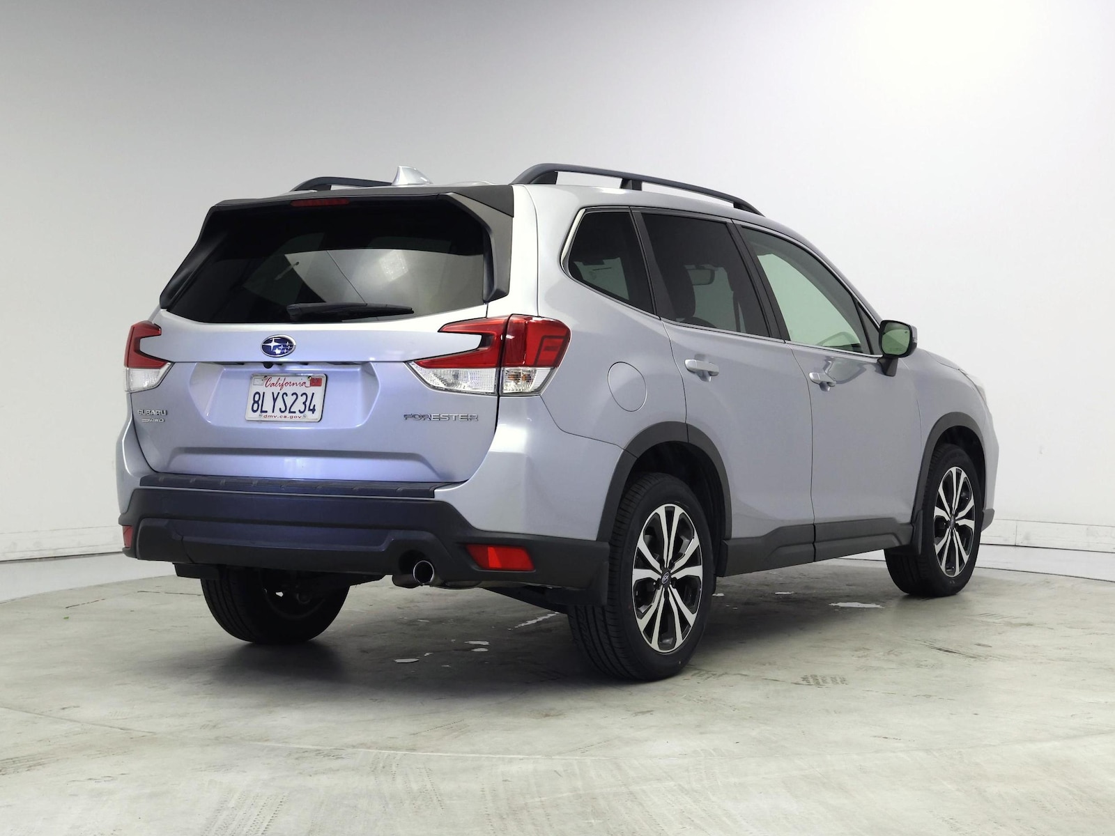 2019 Subaru Forester Limited - Photo 9