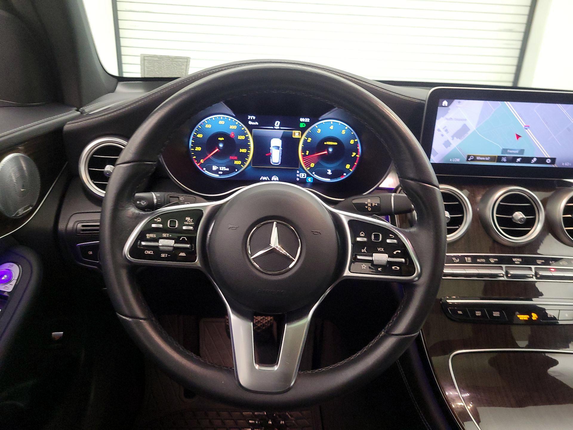 Thumbnail: 2020 Mercedes-Benz GLC - 10