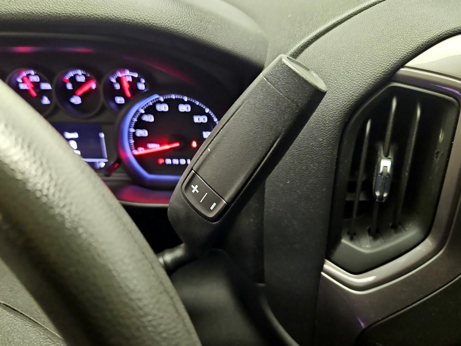2021 Chevrolet Silverado 1500 Custom - Photo 18