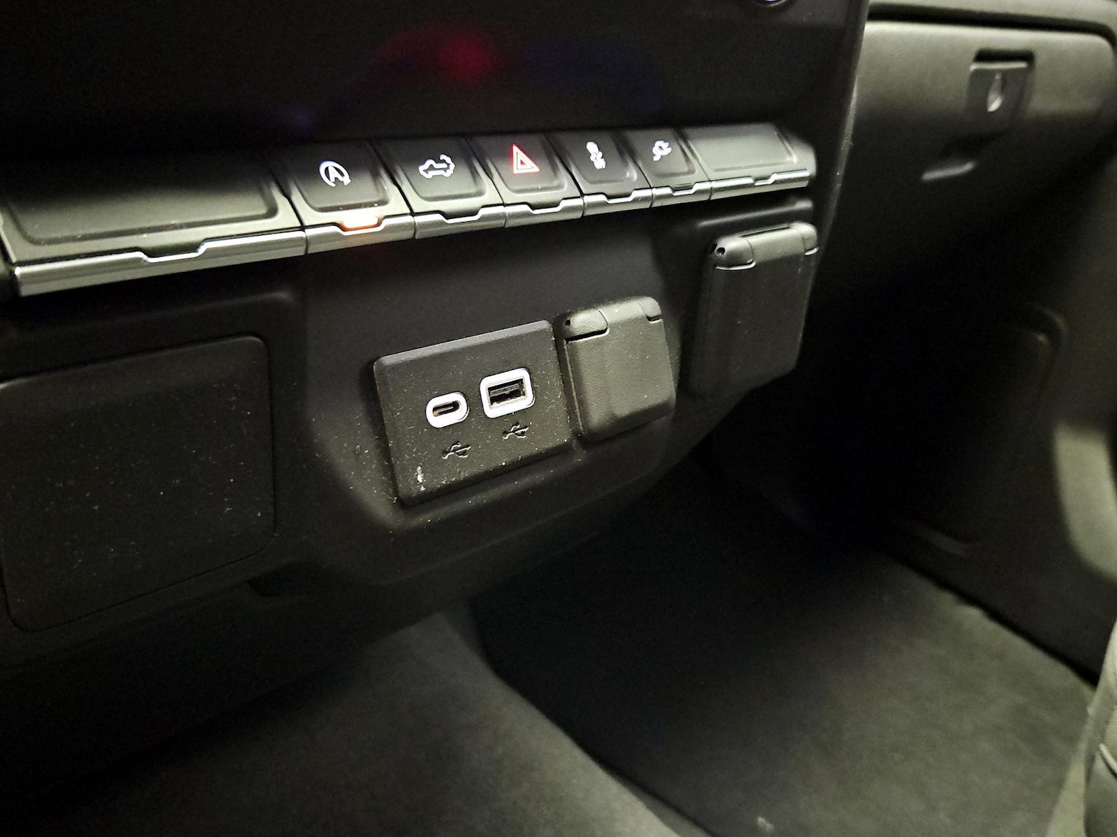 2021 Chevrolet Silverado 1500 Custom - Photo 19