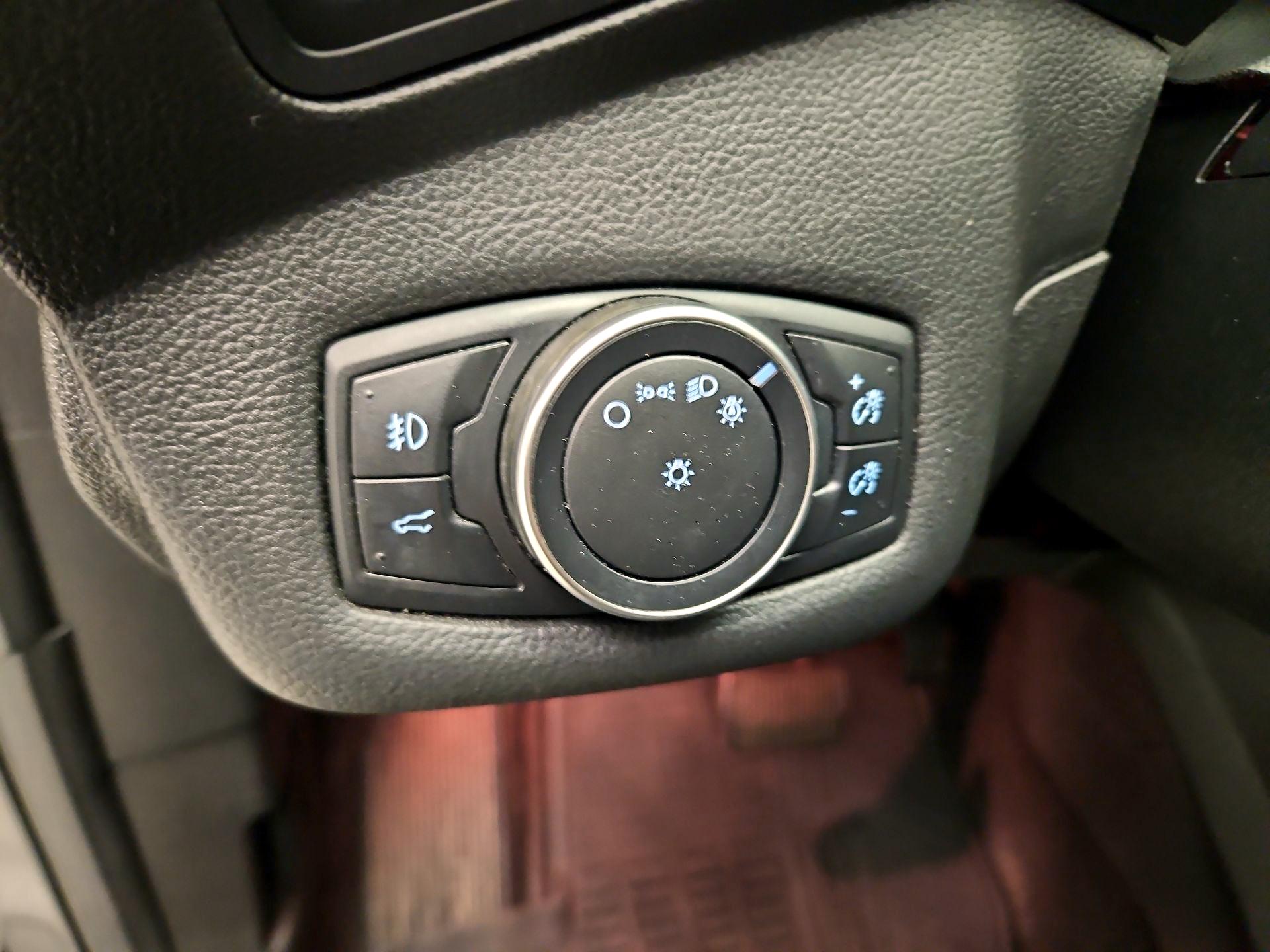 Thumbnail: 2017 Ford Escape - 13