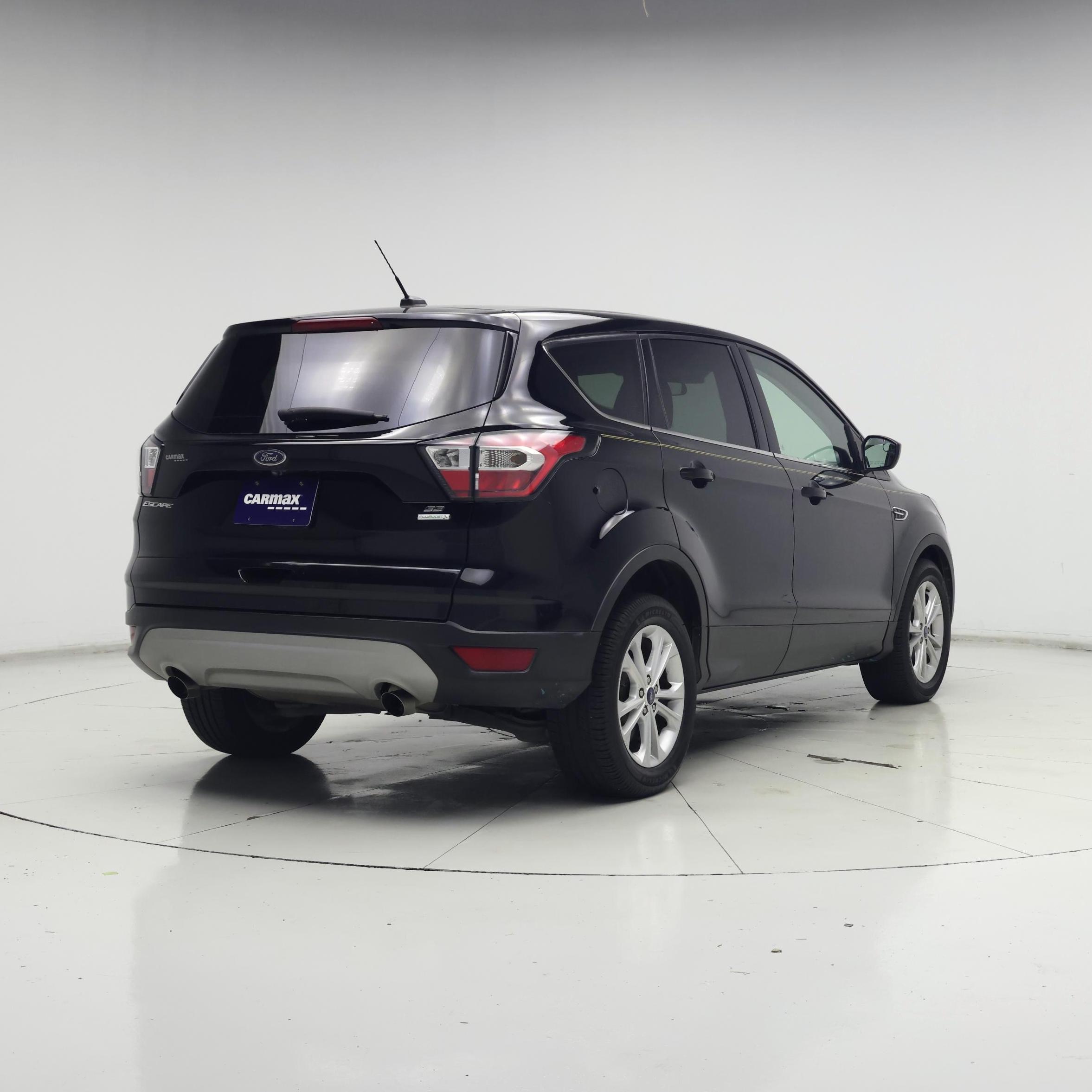 Thumbnail: 2017 Ford Escape - 8