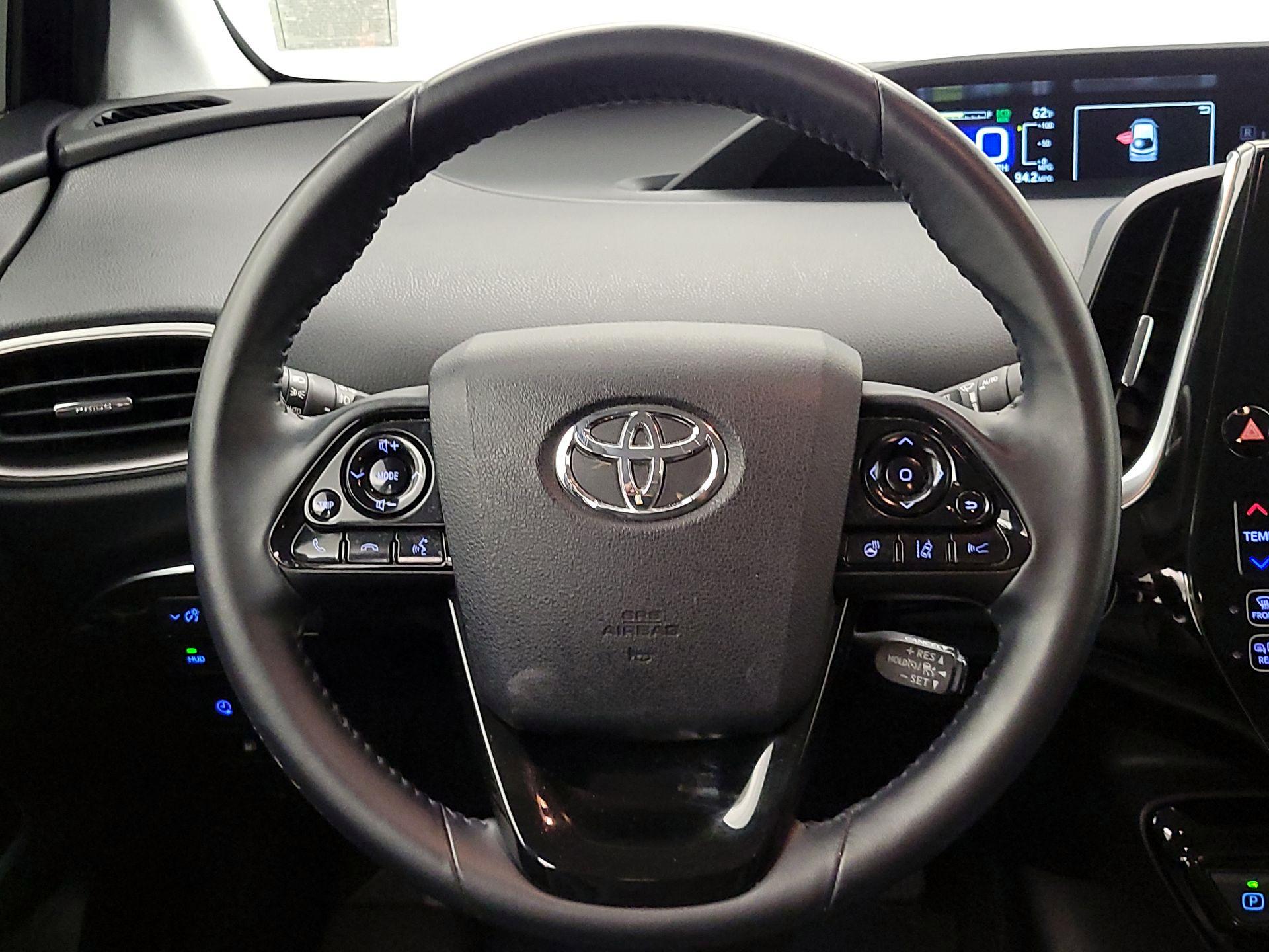 Thumbnail: 2021 Toyota Prius Prime - 10