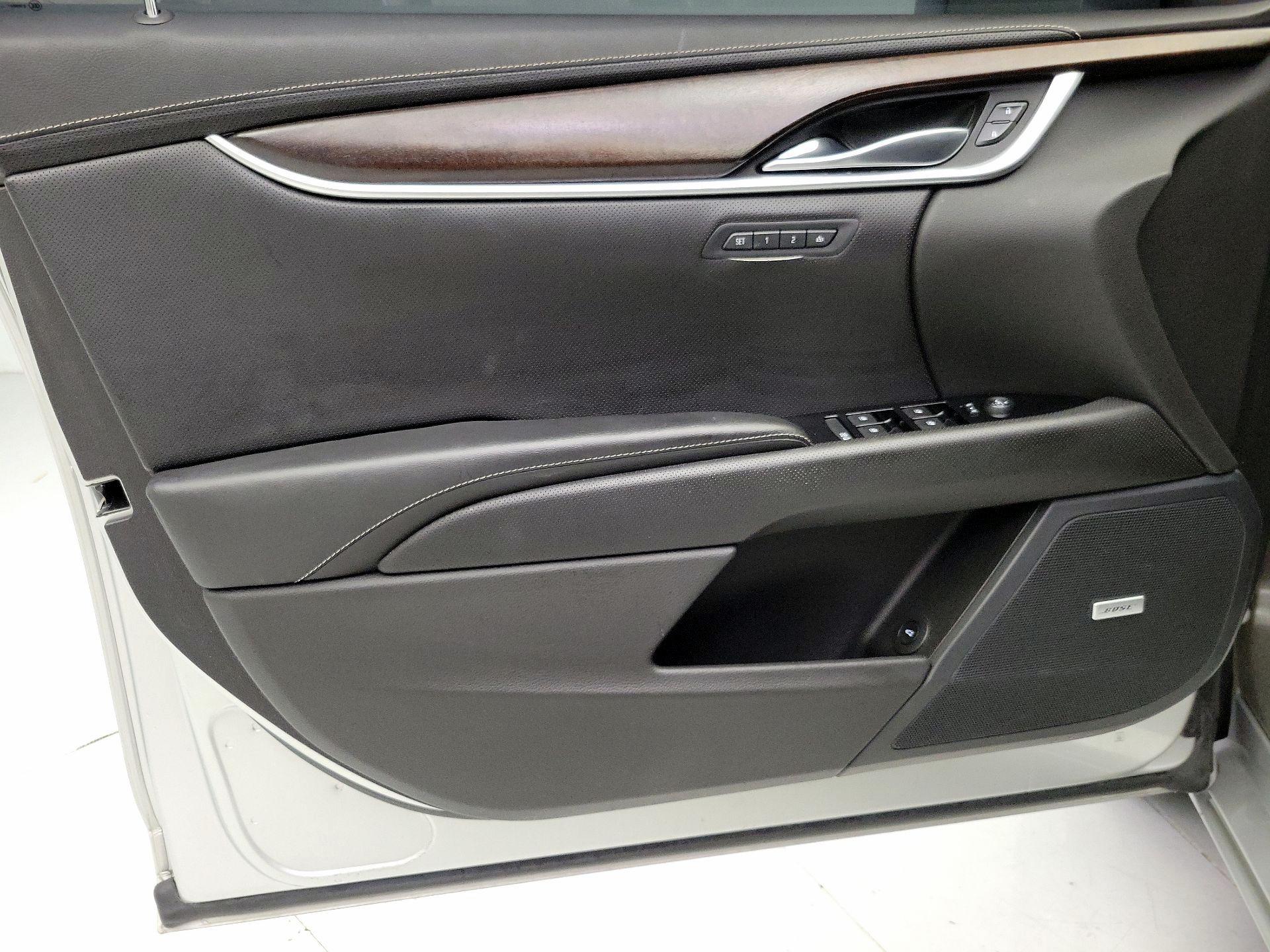 Thumbnail: 2019 Cadillac XTS - 12