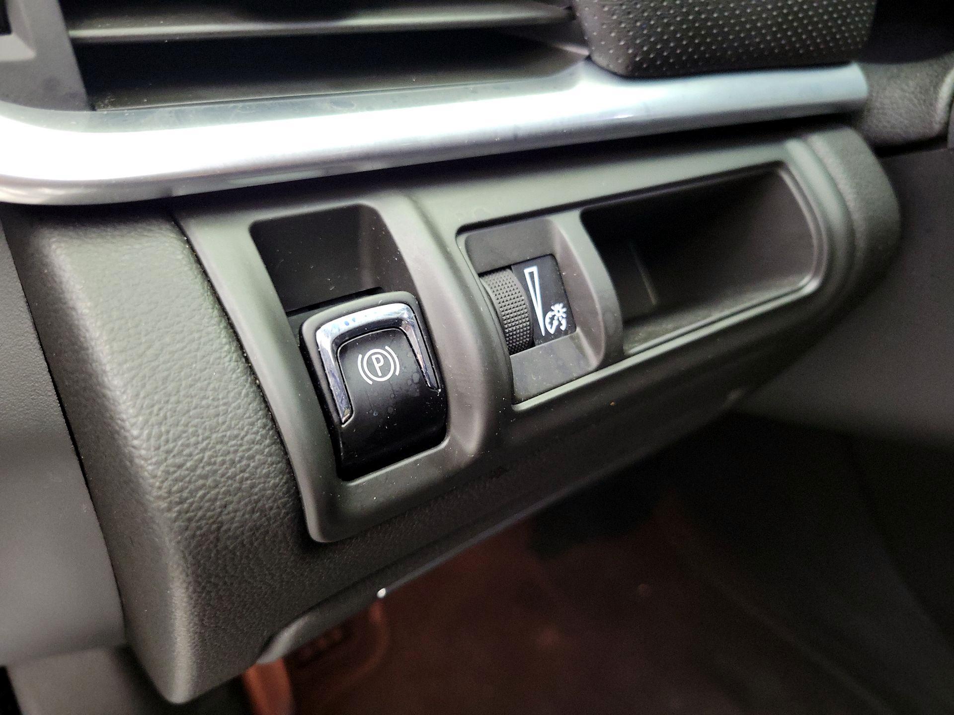 Thumbnail: 2019 Cadillac XTS - 13