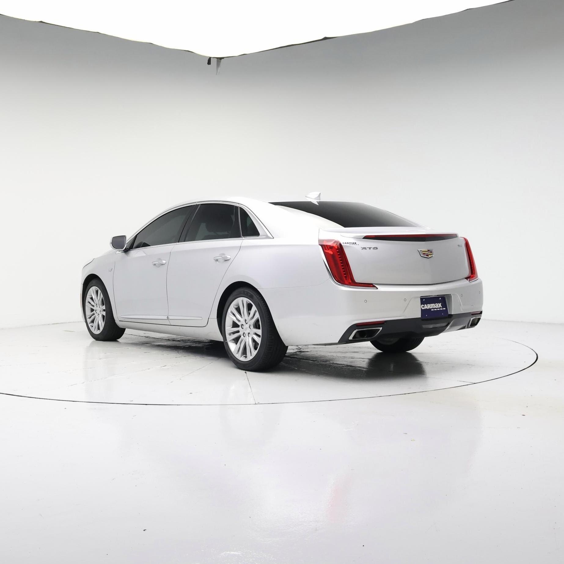 Thumbnail: 2019 Cadillac XTS - 2