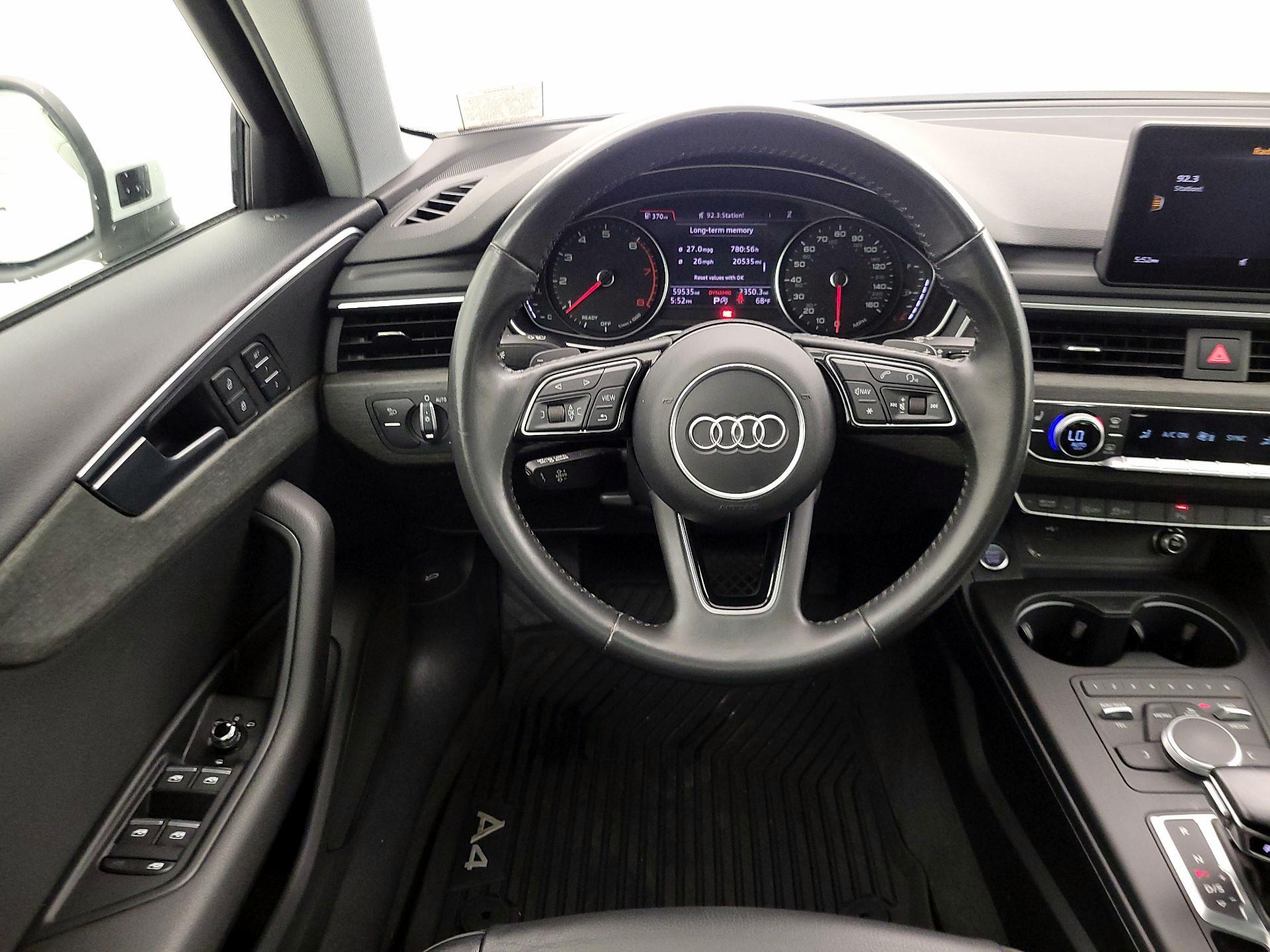Thumbnail: 2019 Audi A4 - 10