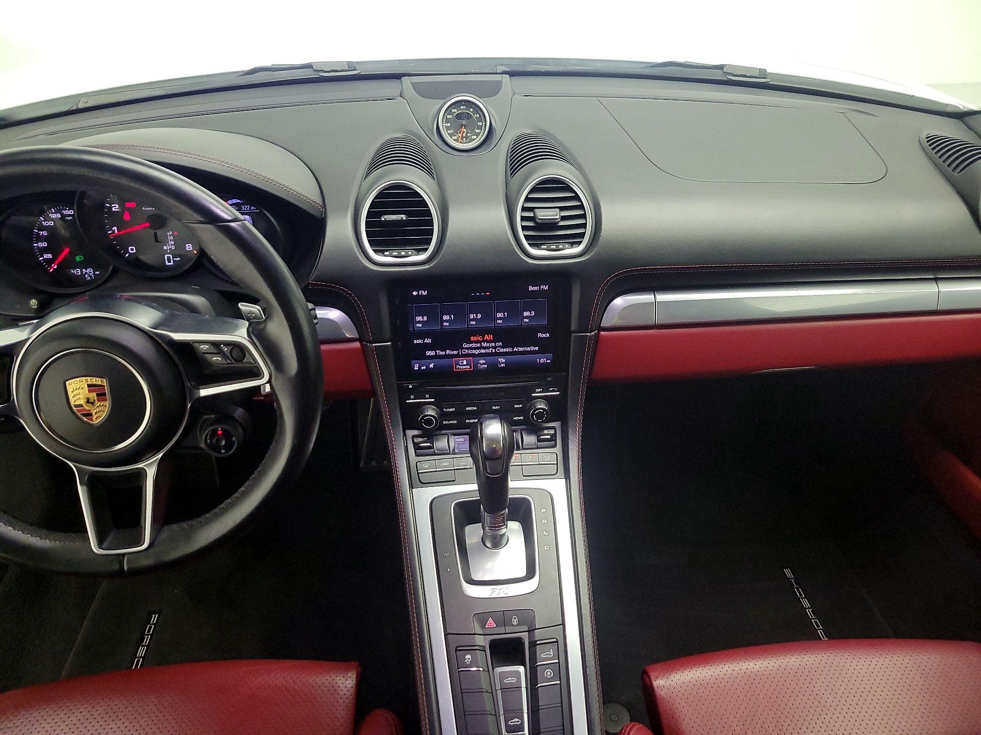 Thumbnail: 2017 Porsche 718 Boxster - 9