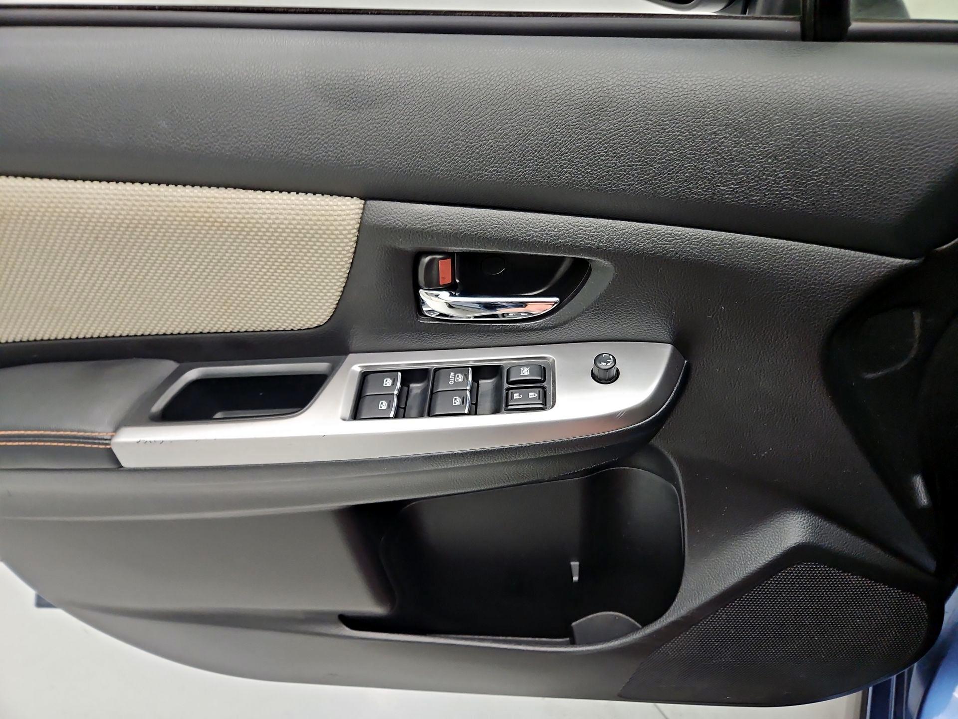 Thumbnail: 2017 Subaru Crosstrek - 12