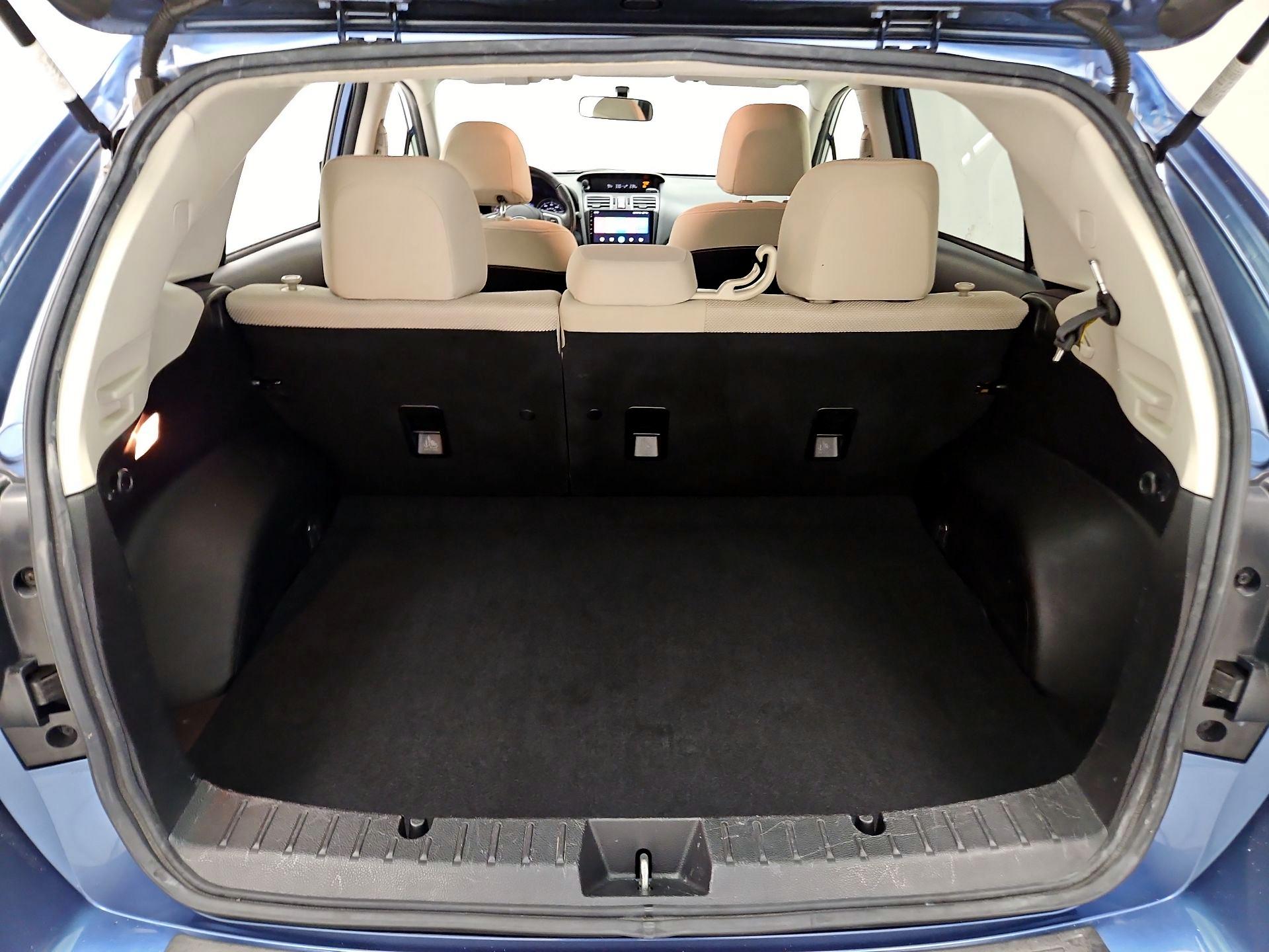 Thumbnail: 2017 Subaru Crosstrek - 20