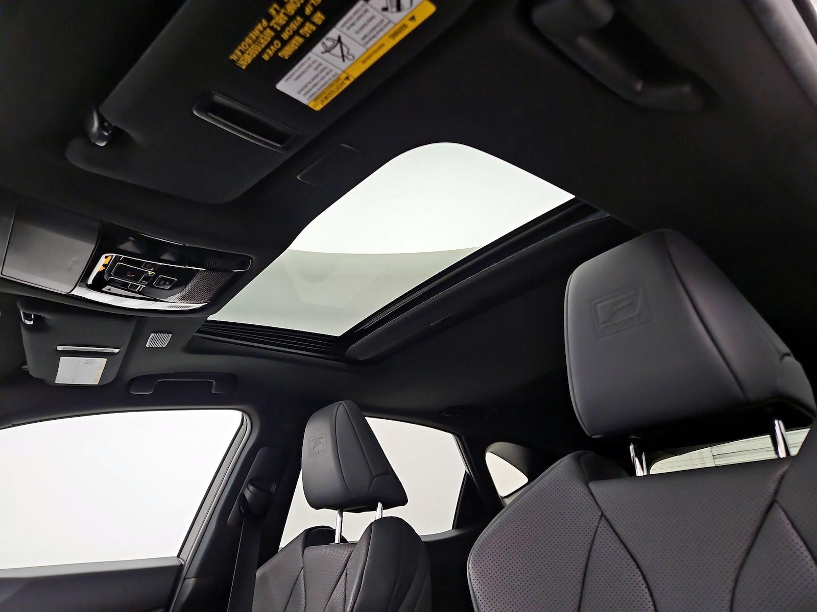 Sunroof(s) & Overhead Airbags