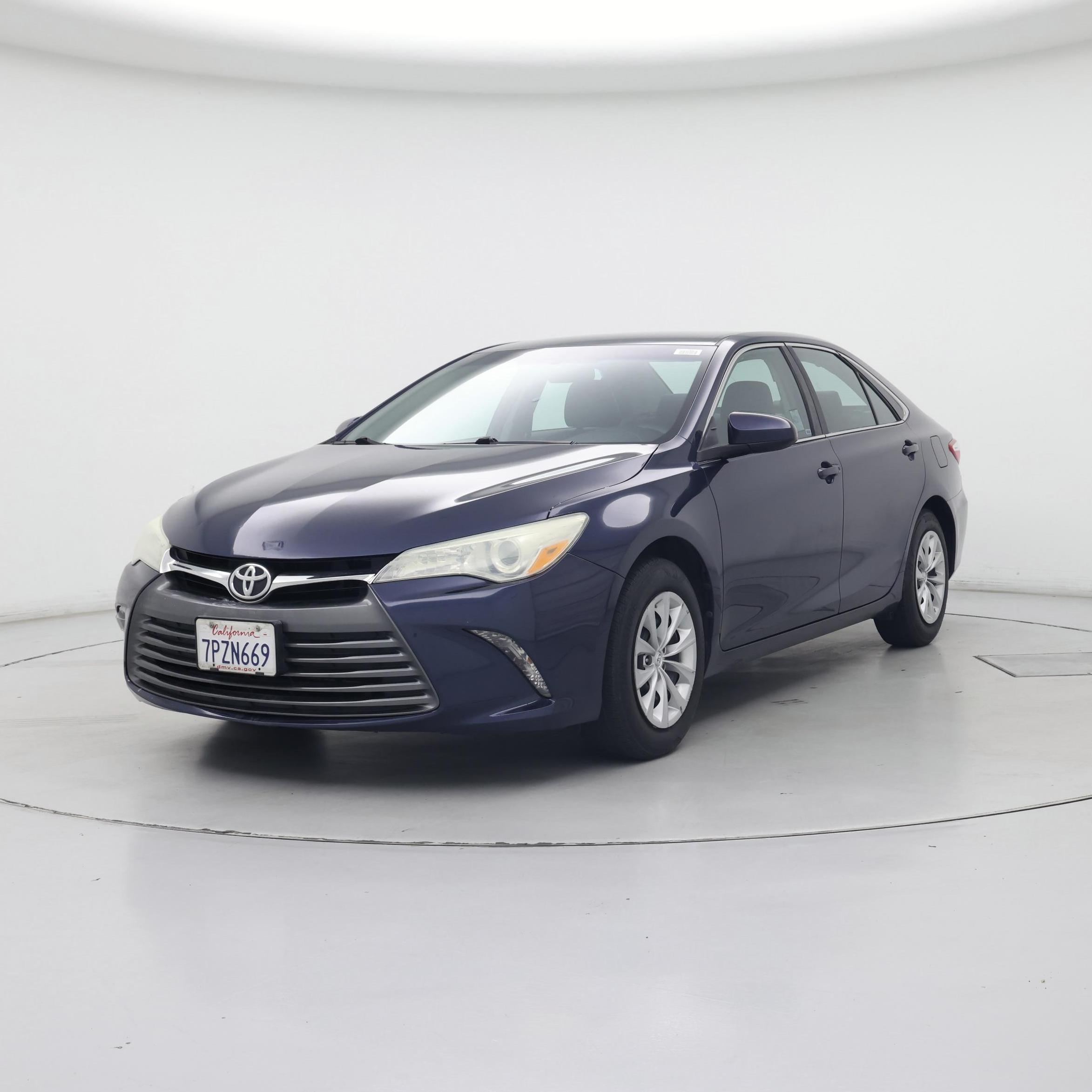 Thumbnail: 2016 Toyota Camry - 4