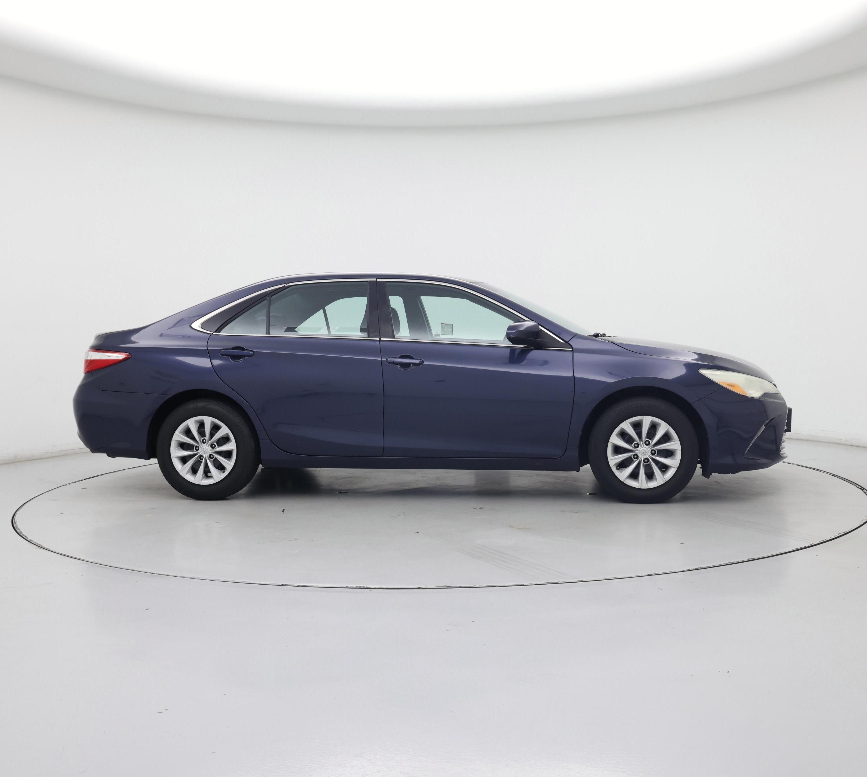 Thumbnail: 2016 Toyota Camry - 7