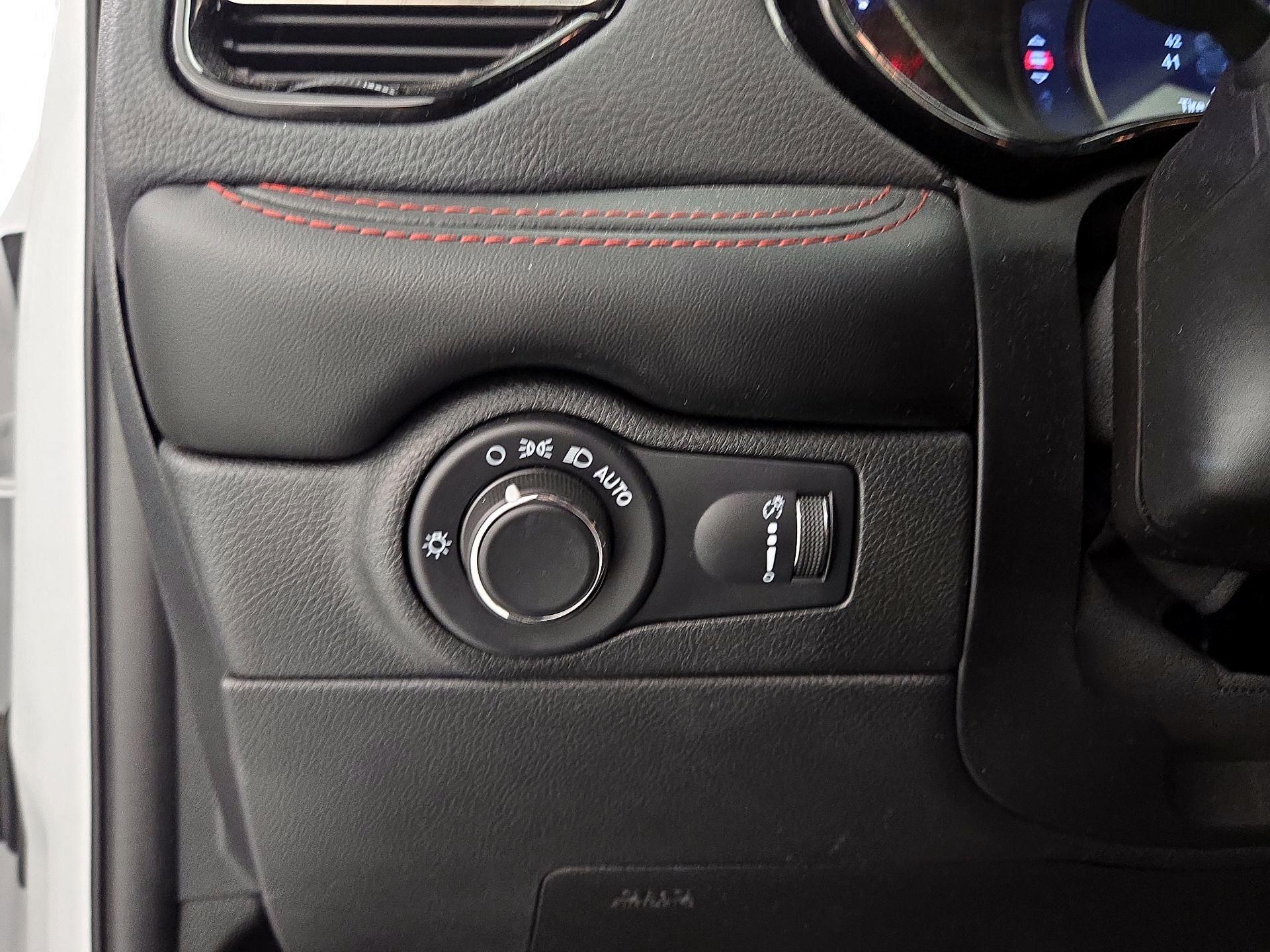 Thumbnail: 2024 Dodge Durango - 13