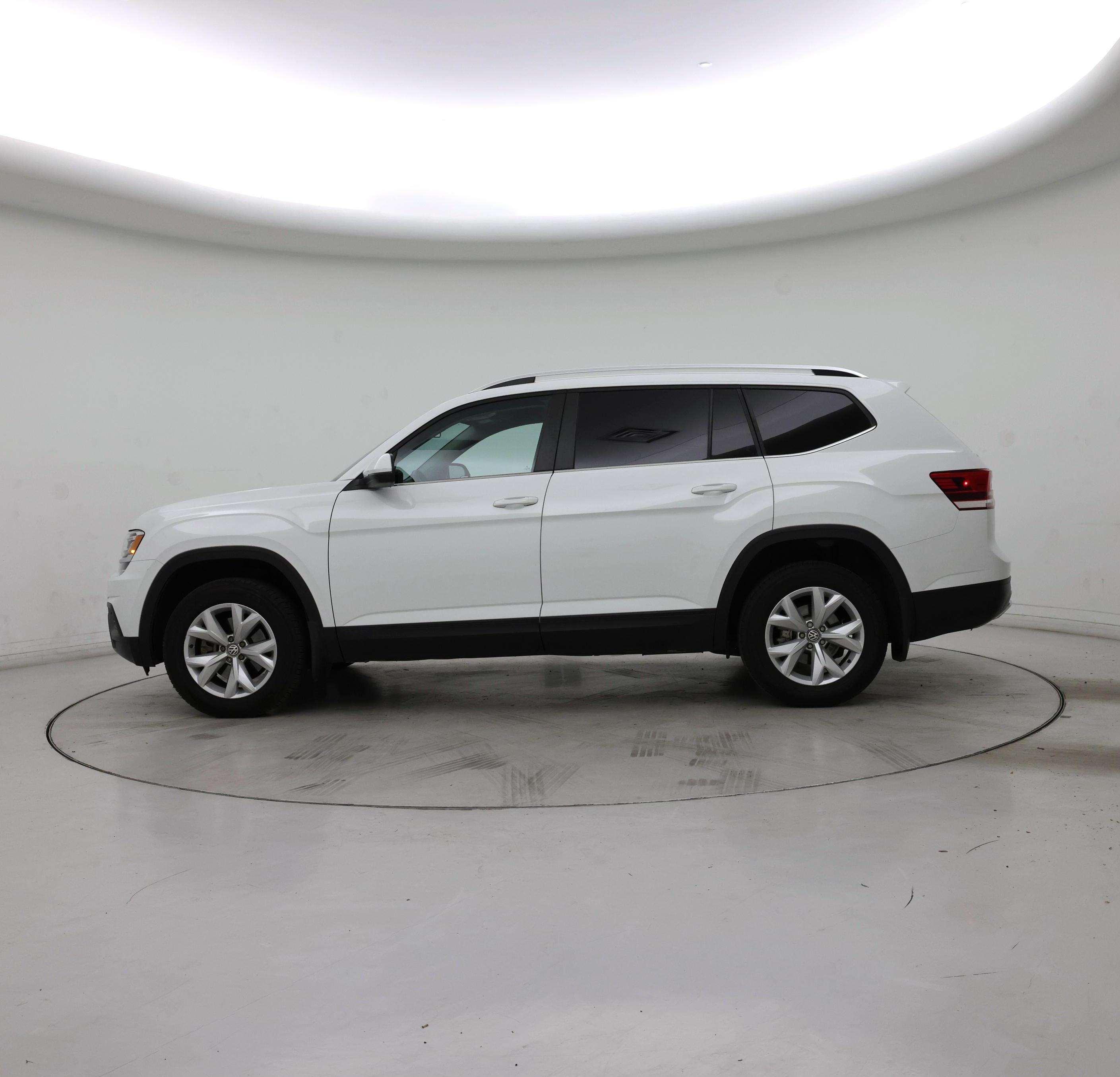 Thumbnail: 2018 Volkswagen Atlas - 3