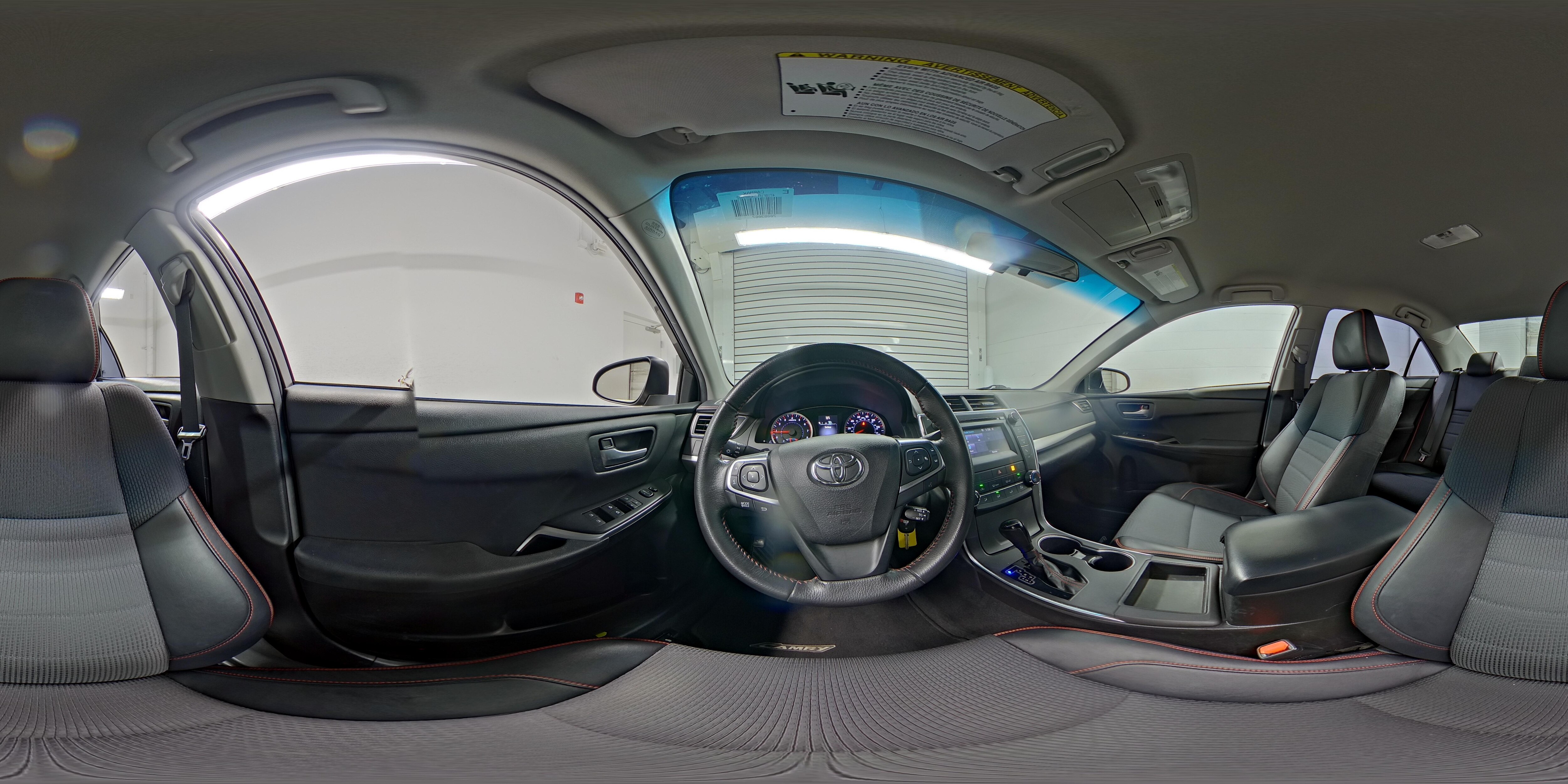 2017 Toyota Camry SE - Photo 27