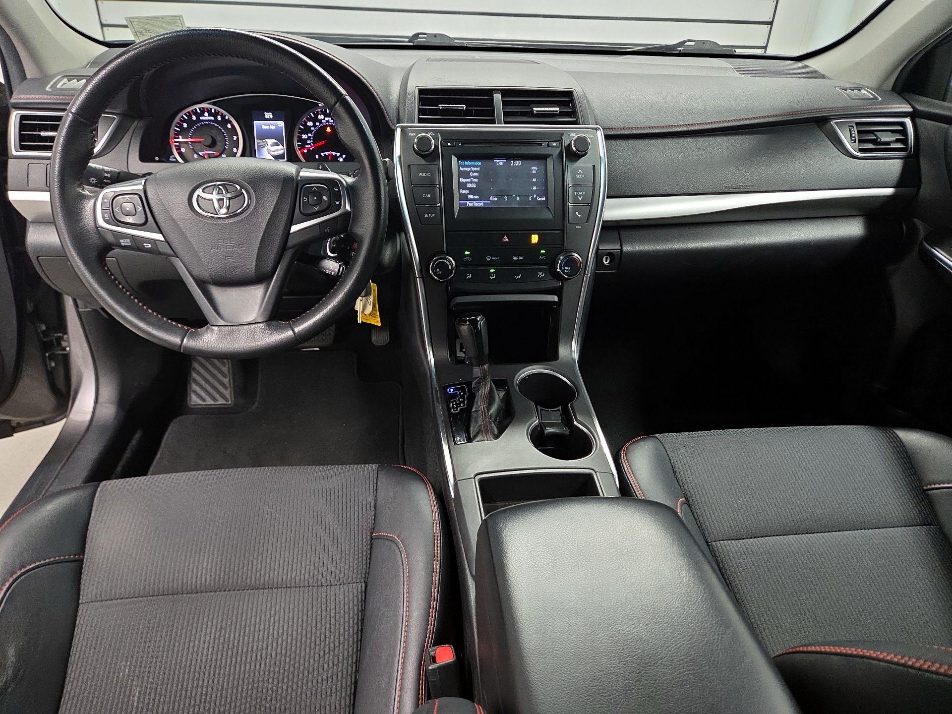 Thumbnail: 2017 Toyota Camry - 11