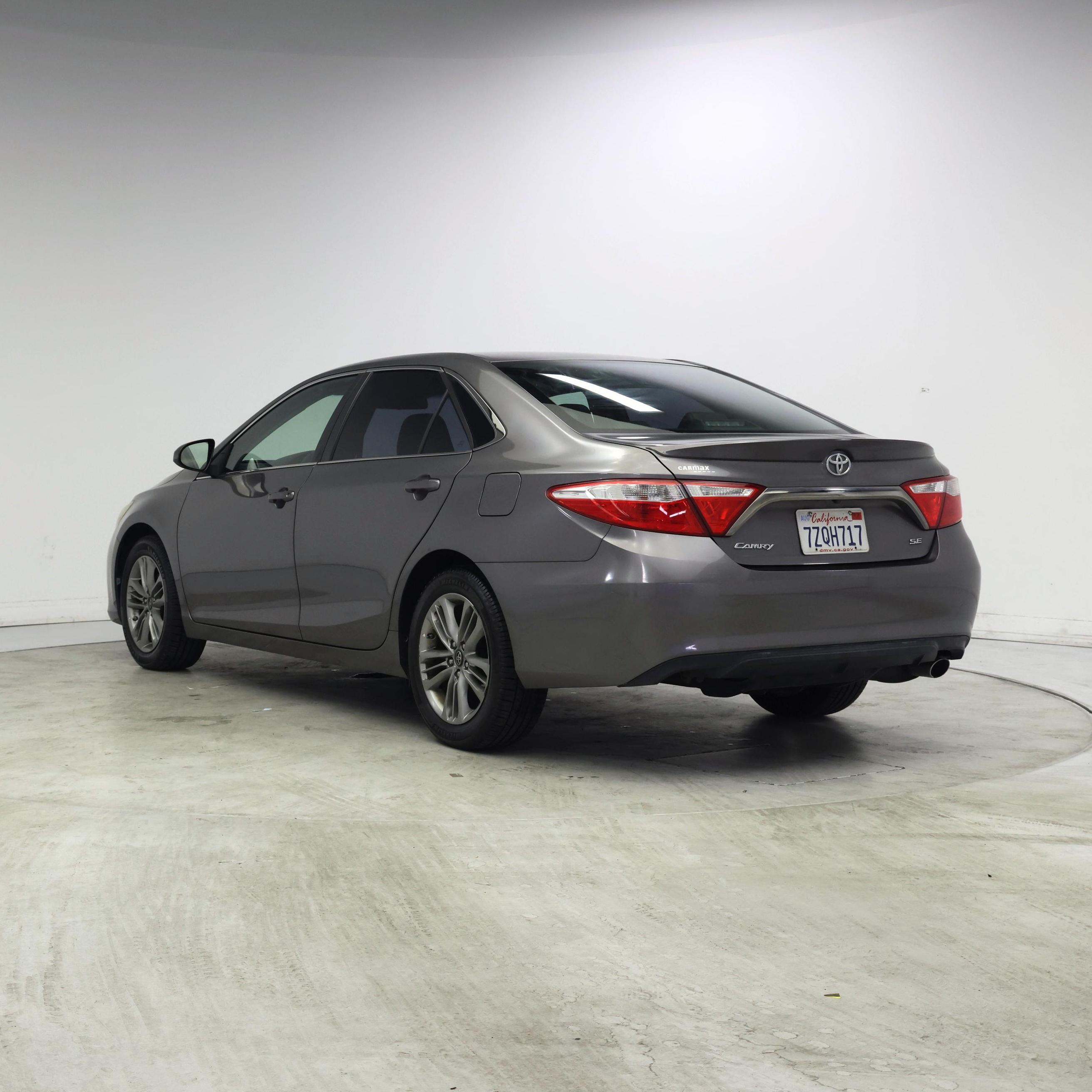 Thumbnail: 2017 Toyota Camry - 2