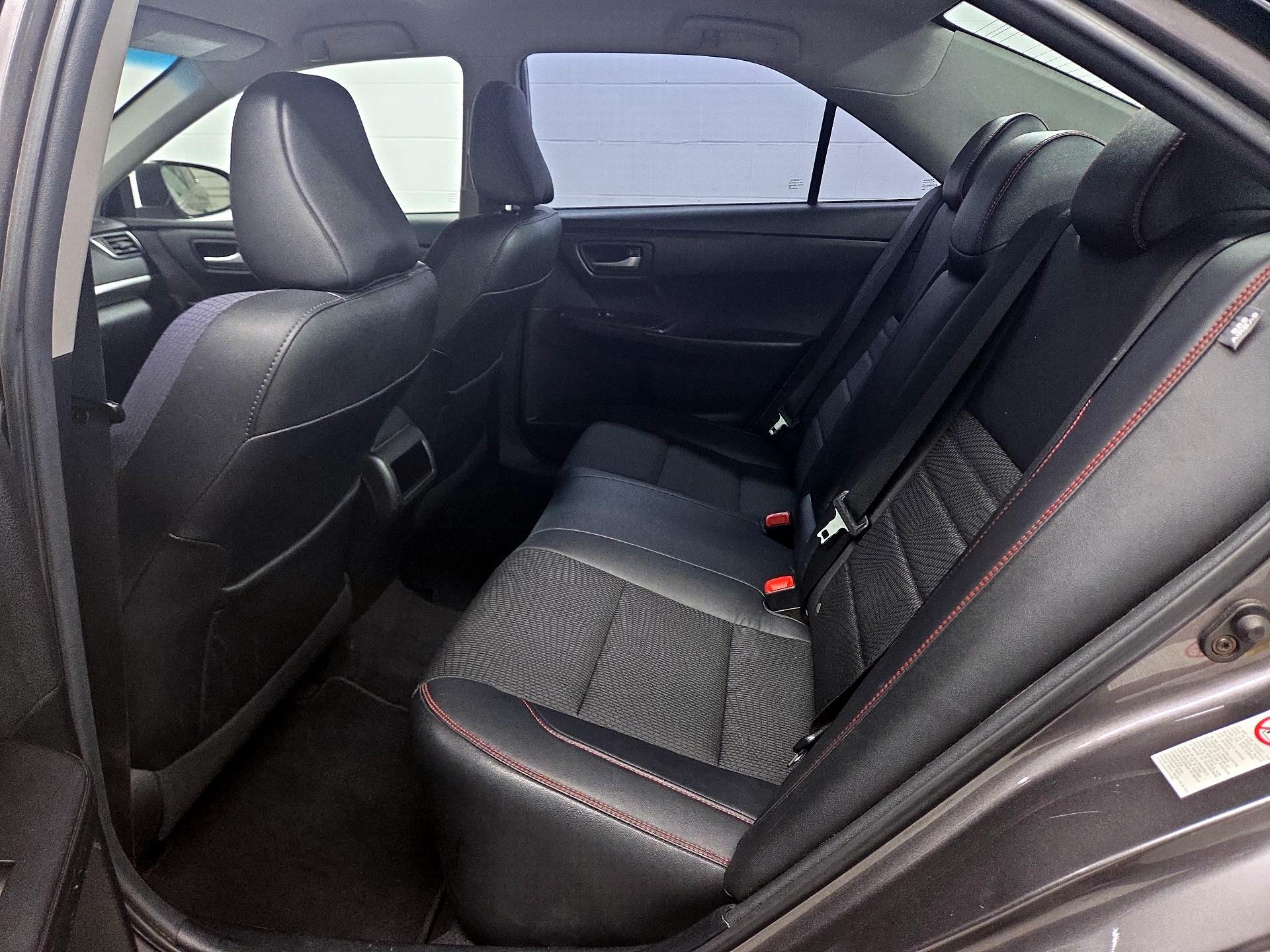 Thumbnail: 2017 Toyota Camry - 20