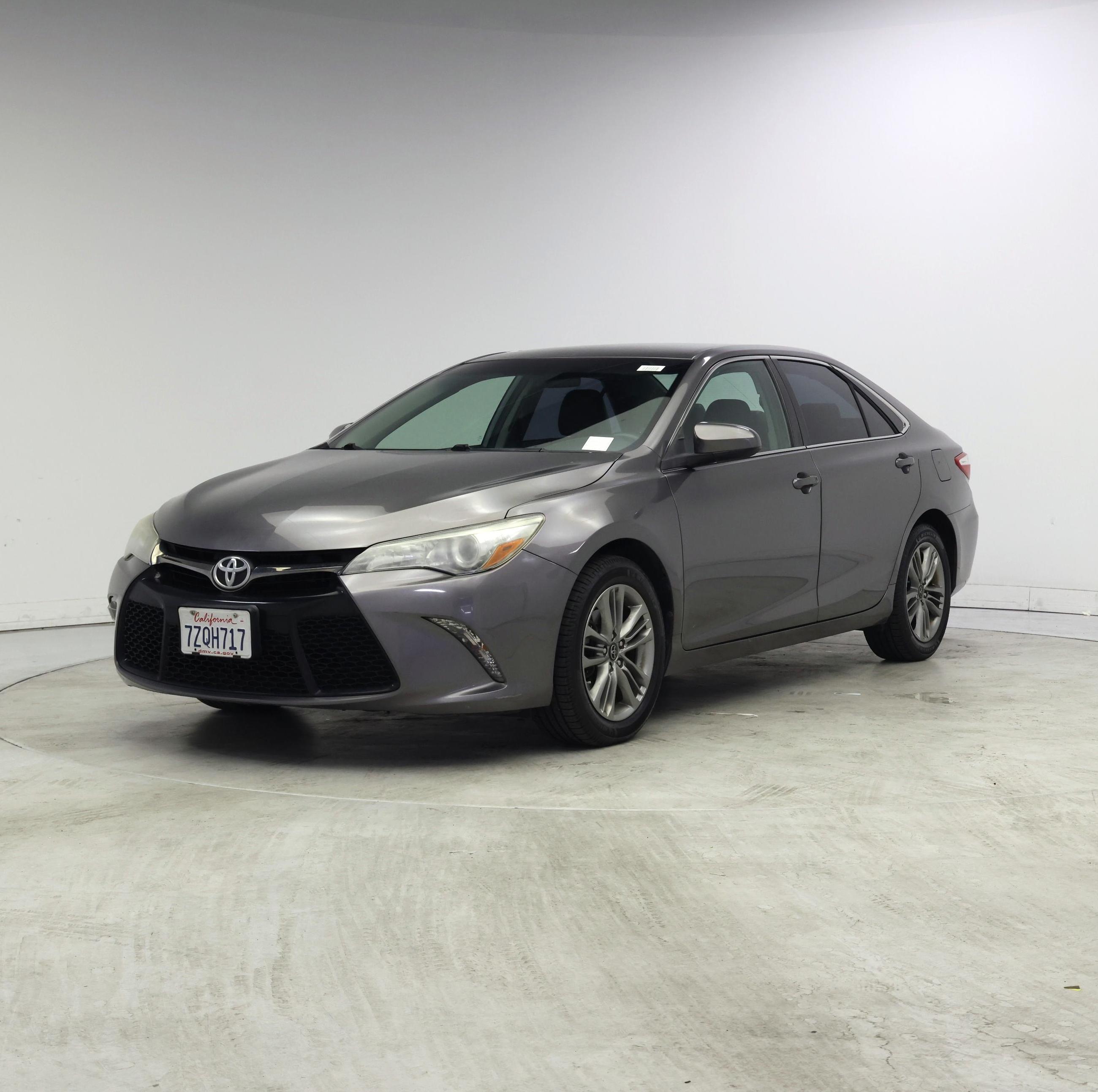 Thumbnail: 2017 Toyota Camry - 4