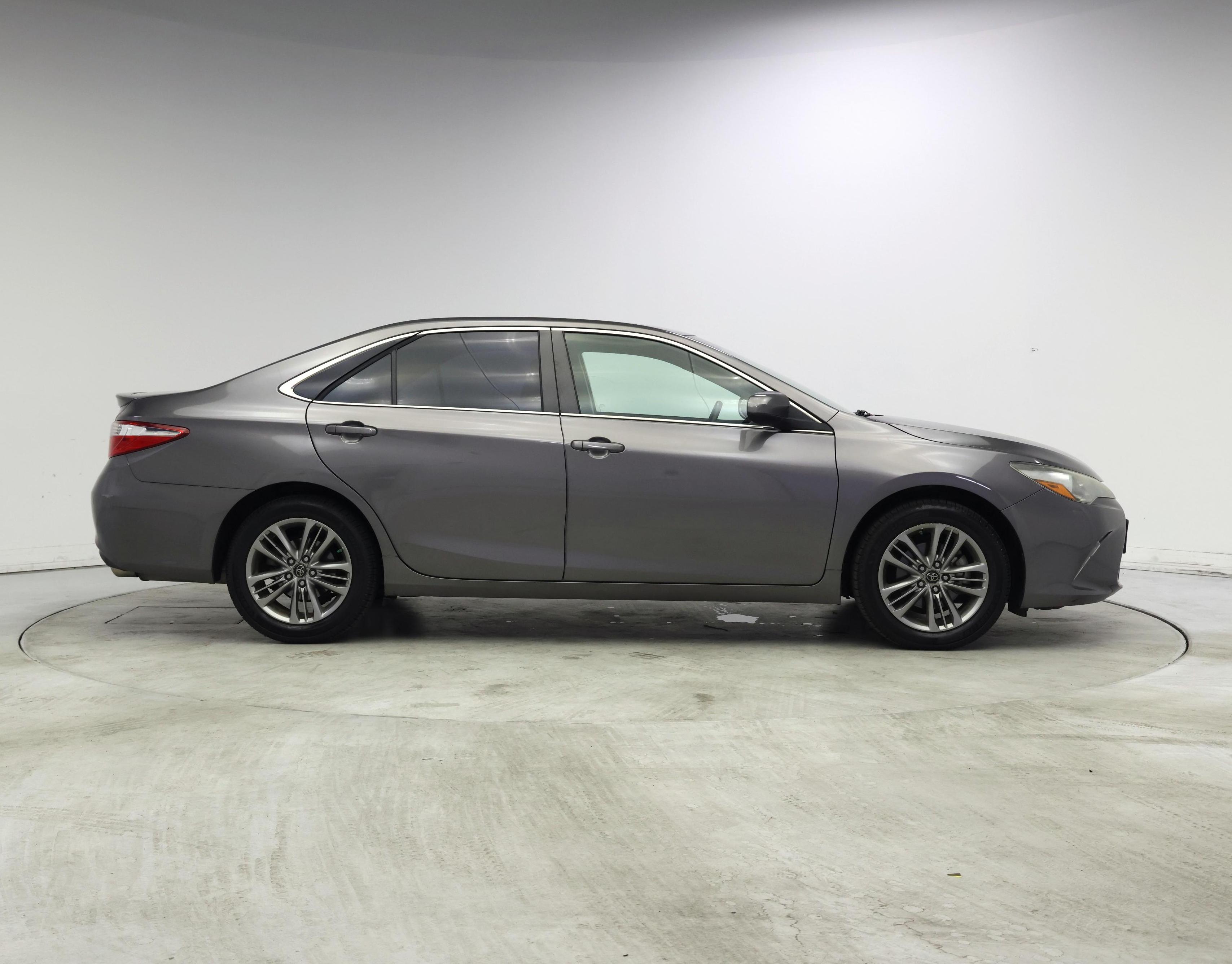 Thumbnail: 2017 Toyota Camry - 7