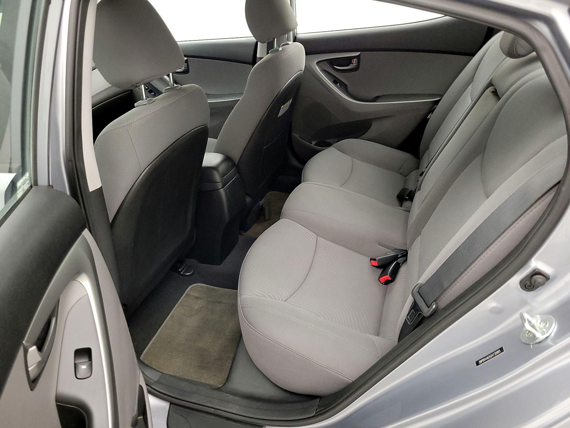 Thumbnail: 2016 Hyundai Elantra - 17