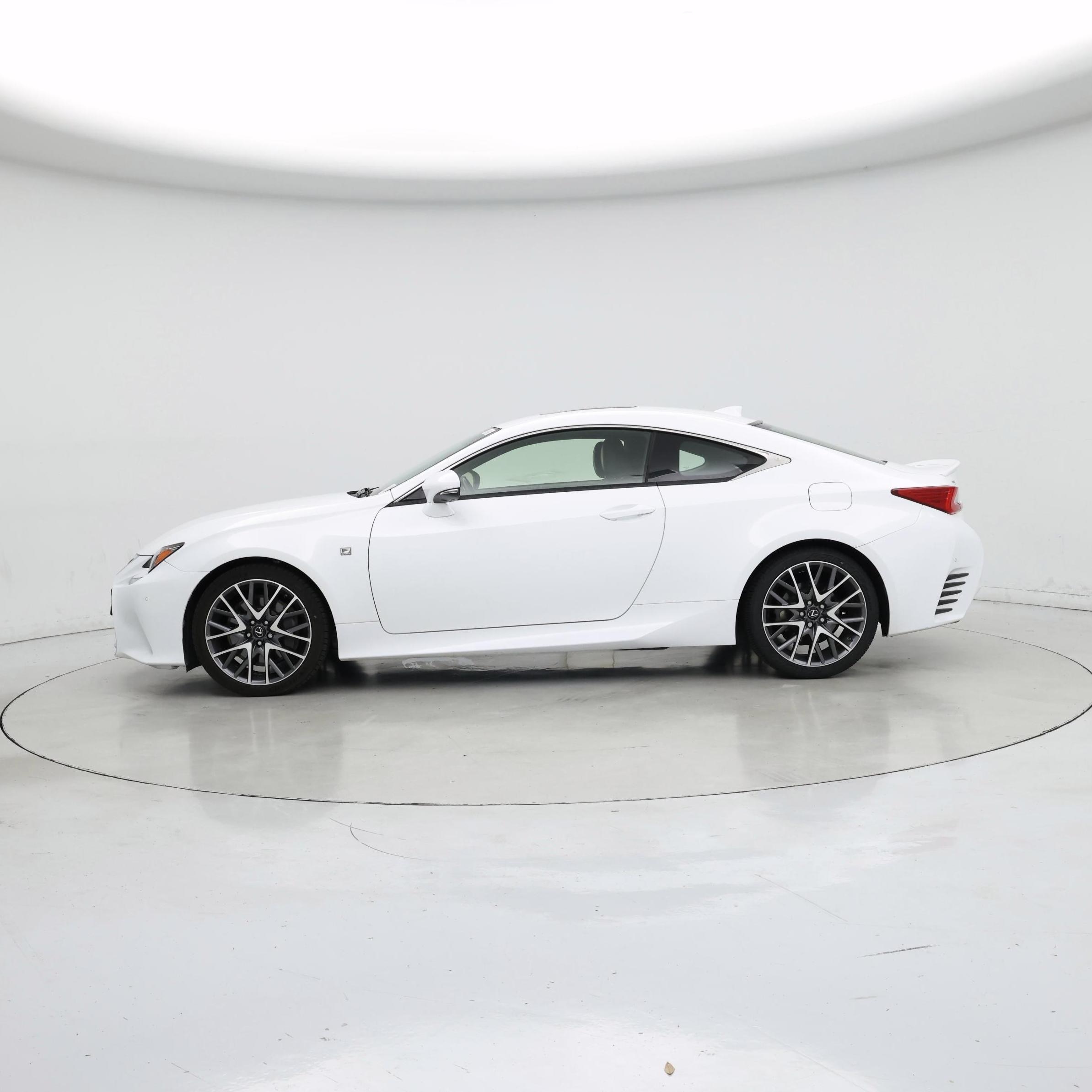 Thumbnail: 2016 Lexus RC - 3