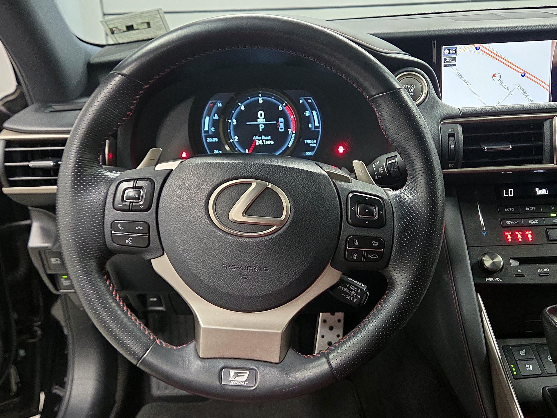 Thumbnail: 2019 Lexus IS - 10