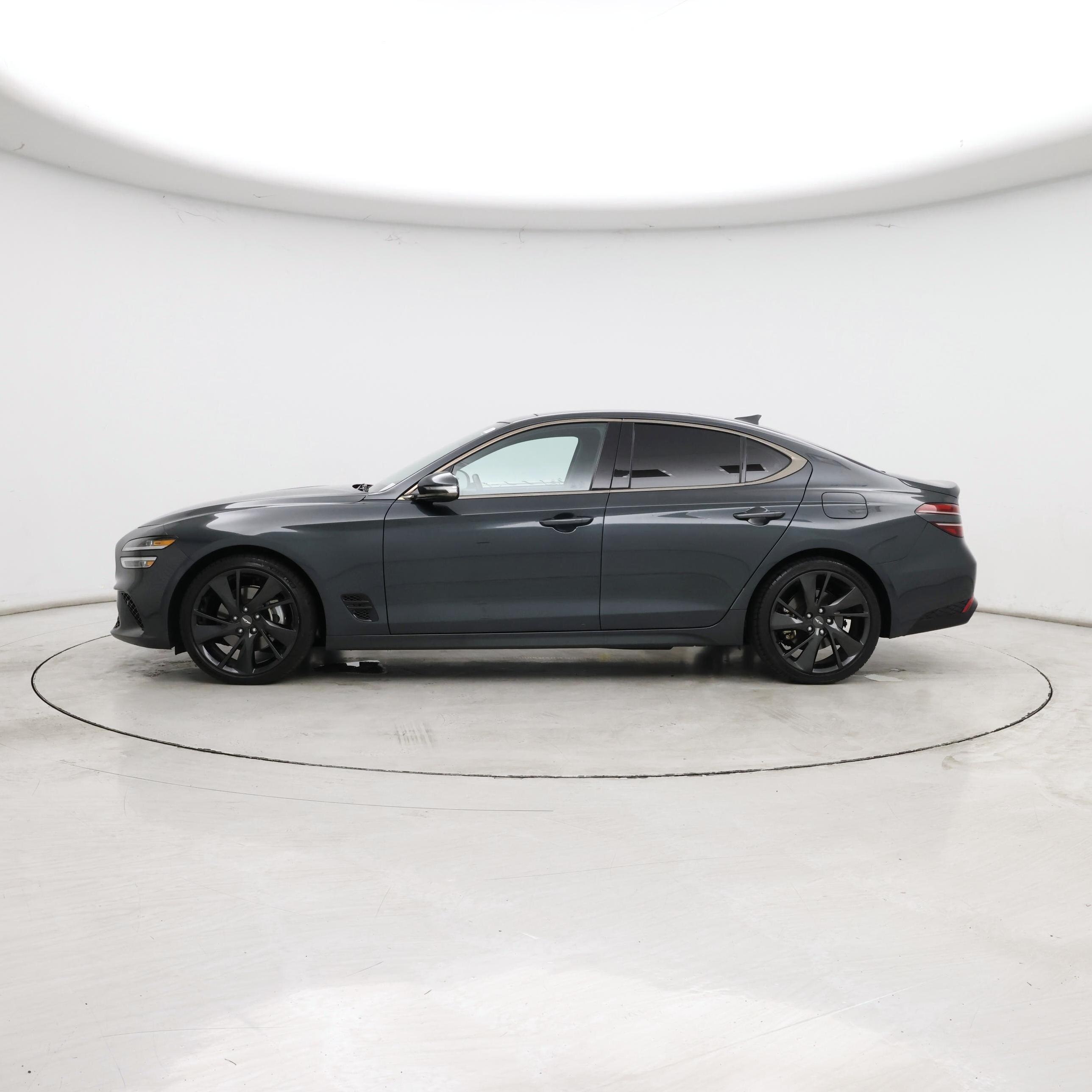 Thumbnail: 2023 Genesis G70 - 3